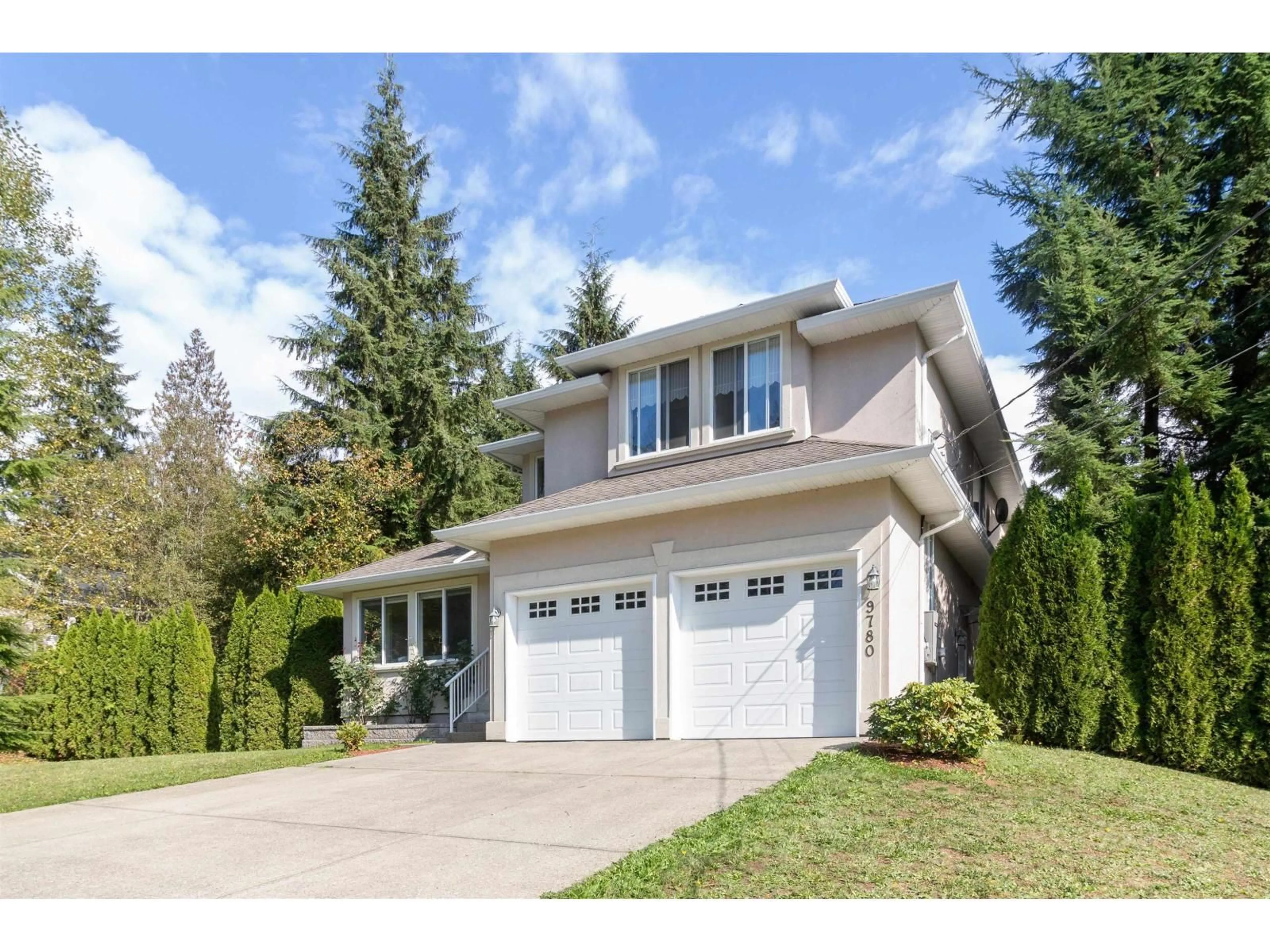 Home with vinyl exterior material, street for 9780 CEDAR, Mission British Columbia V2V7E7