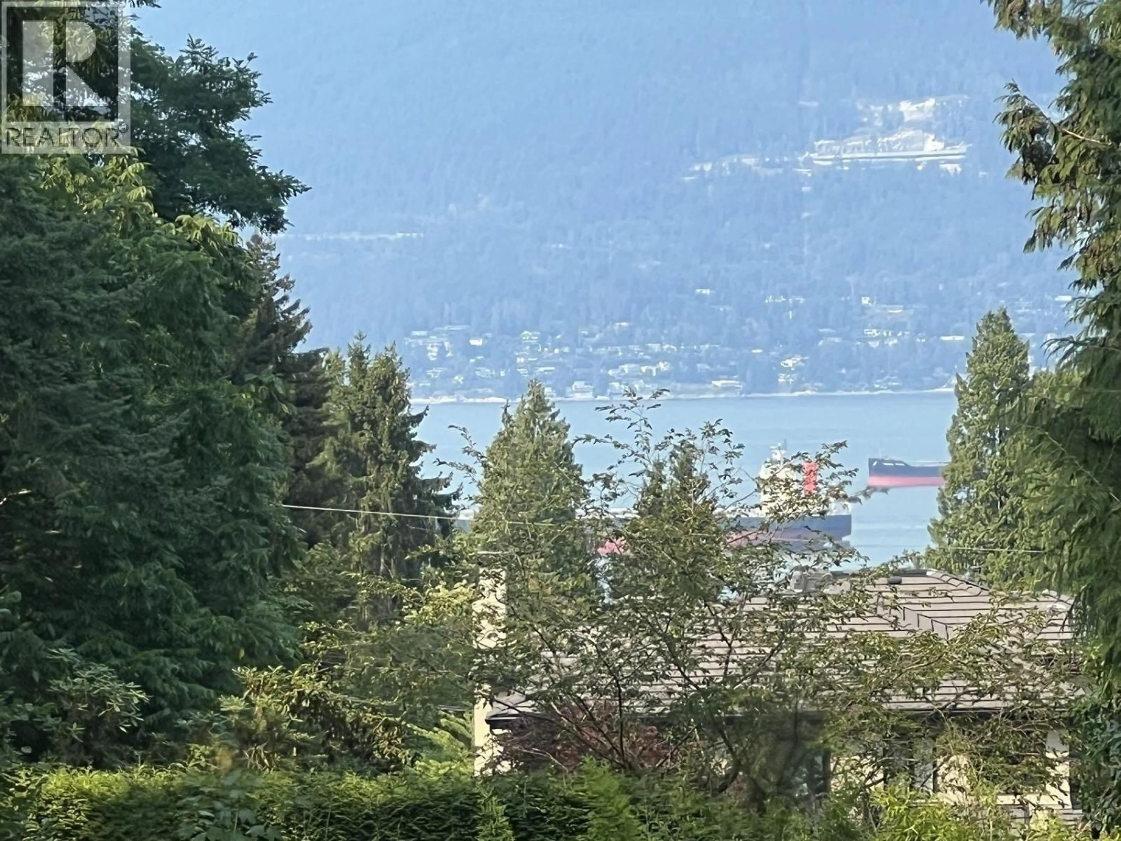 Blurry image for 4715 4TH AVENUE, Vancouver British Columbia V6T1C3