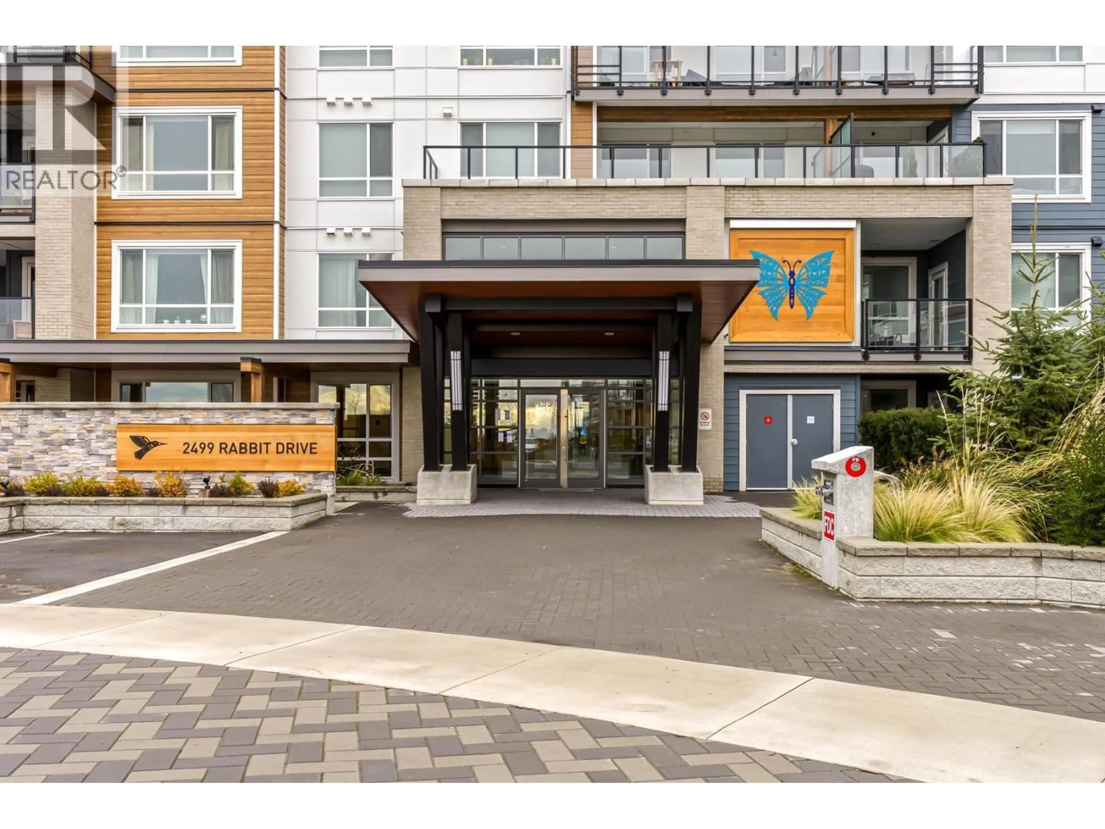 Indoor foyer for 328 - 2499 RABBIT DRIVE, Tsawwassen British Columbia V4M0G4