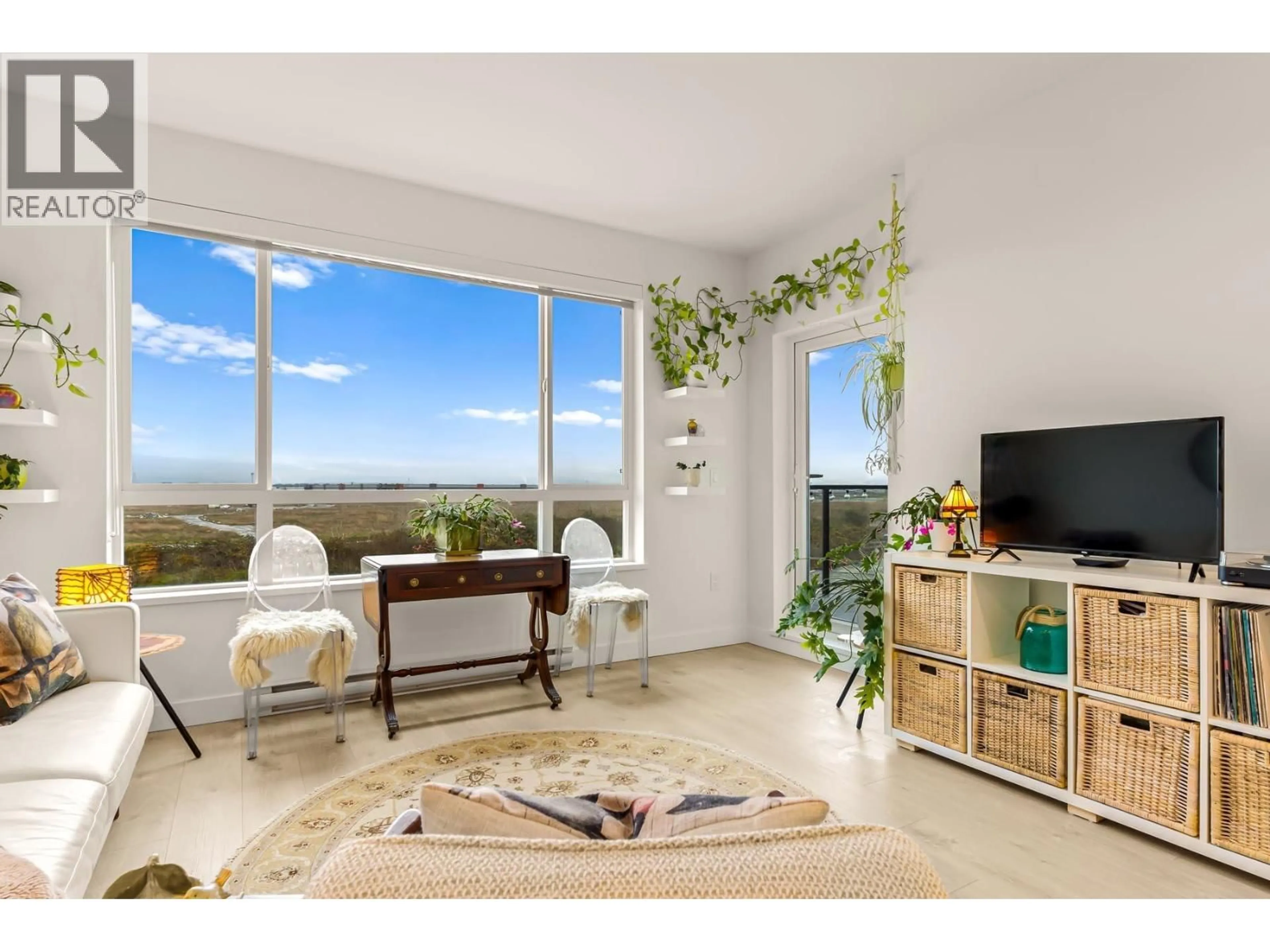 Living room with furniture, unknown for 328 - 2499 RABBIT DRIVE, Tsawwassen British Columbia V4M0G4