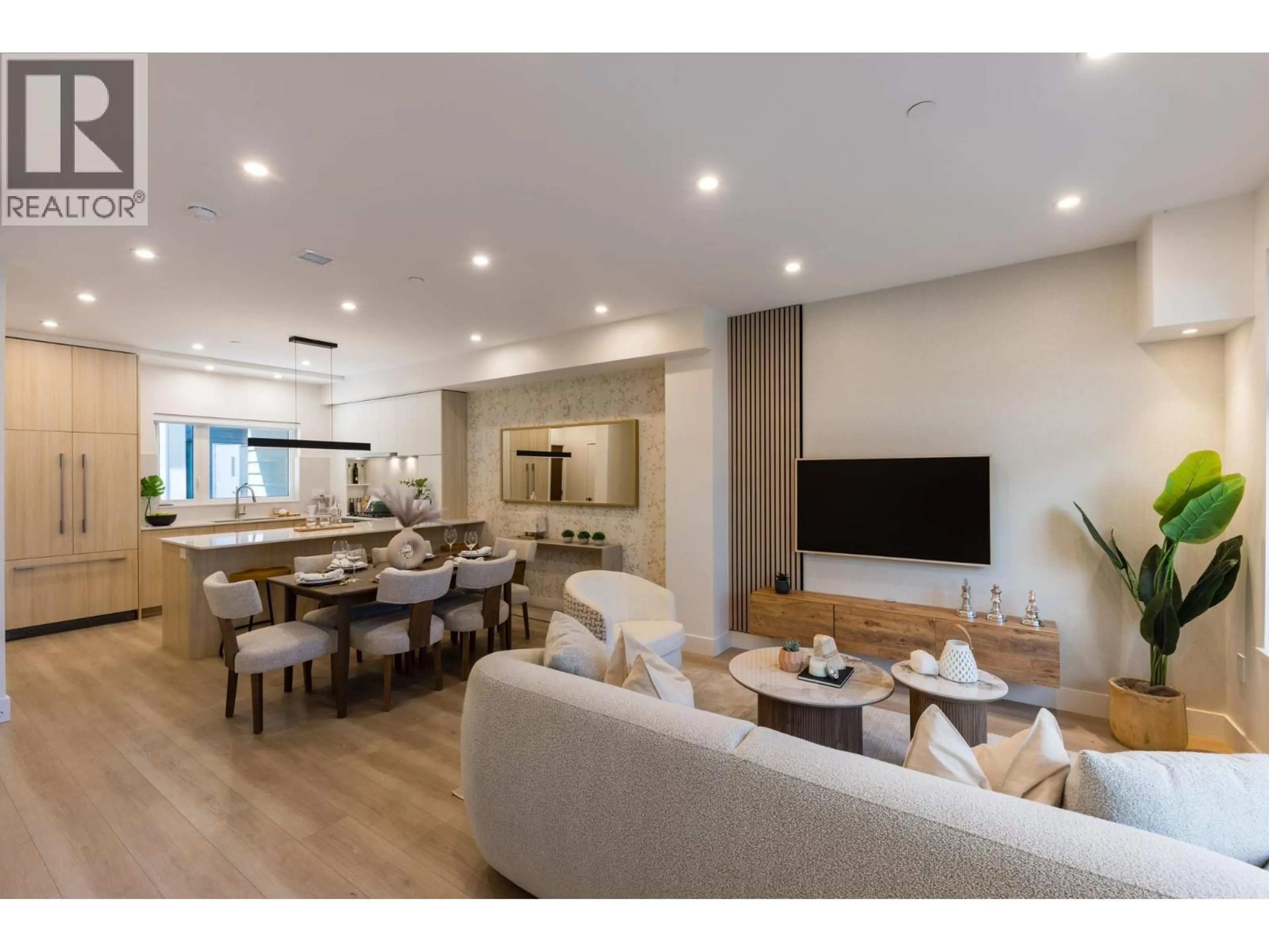 Unknown for 311 - 342 MOUNTAIN HIGHWAY, North Vancouver British Columbia V7J2K8