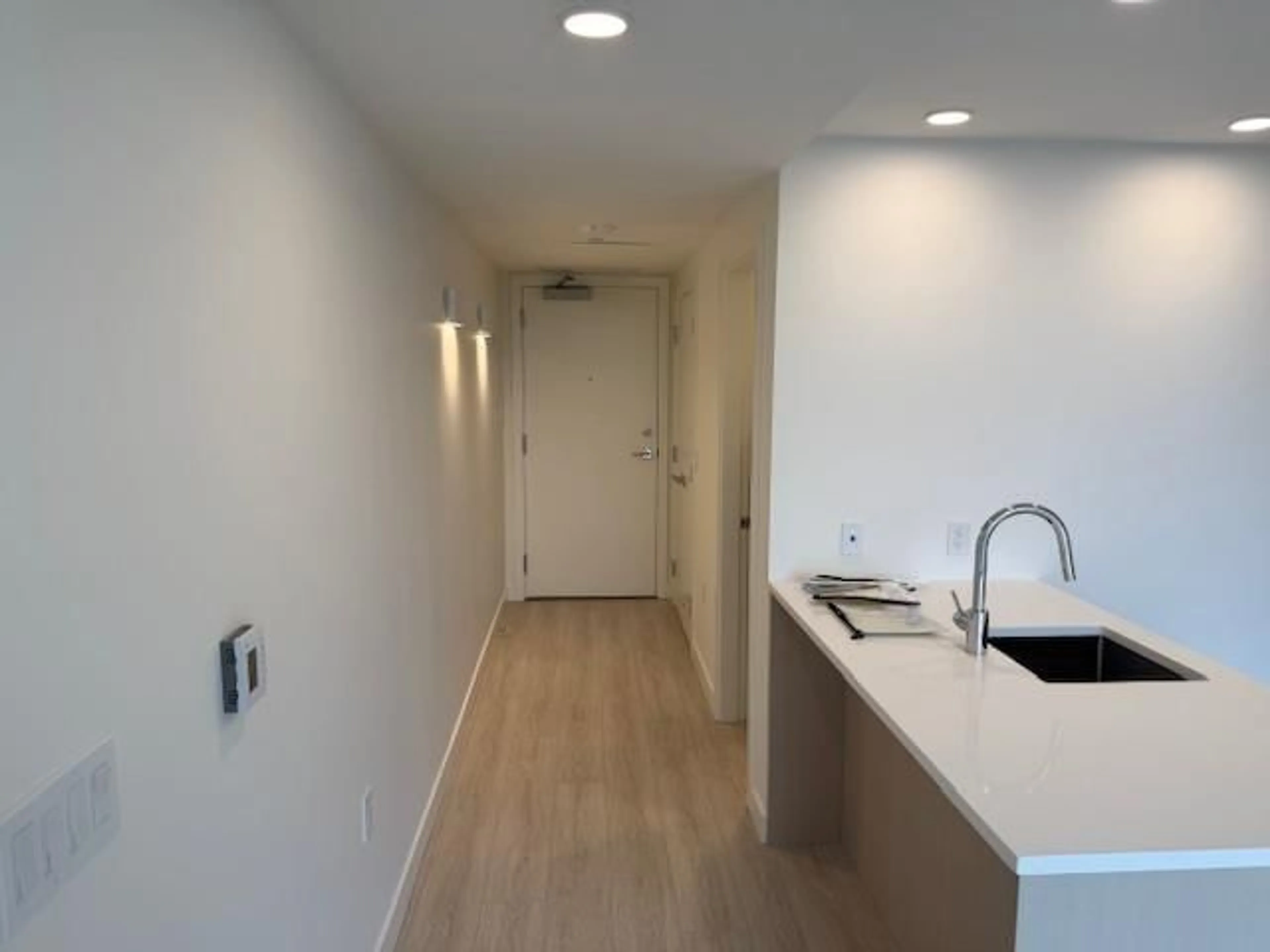 A pic of a room for 703 - 13675 107A AVENUE, Surrey British Columbia V3T0X2