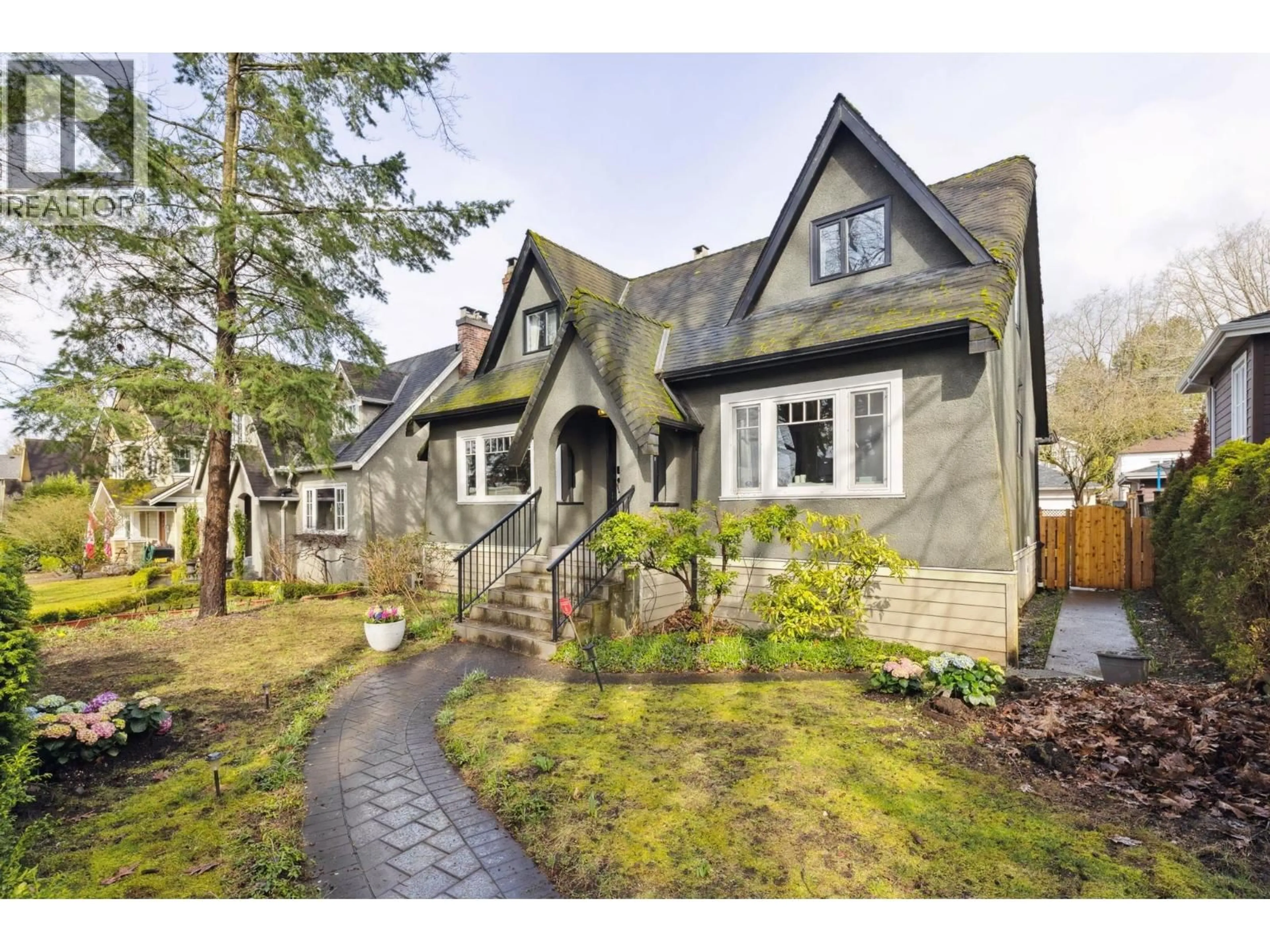 Home with brick exterior material, street for 2923 32ND AVENUE, Vancouver British Columbia V6L2B8