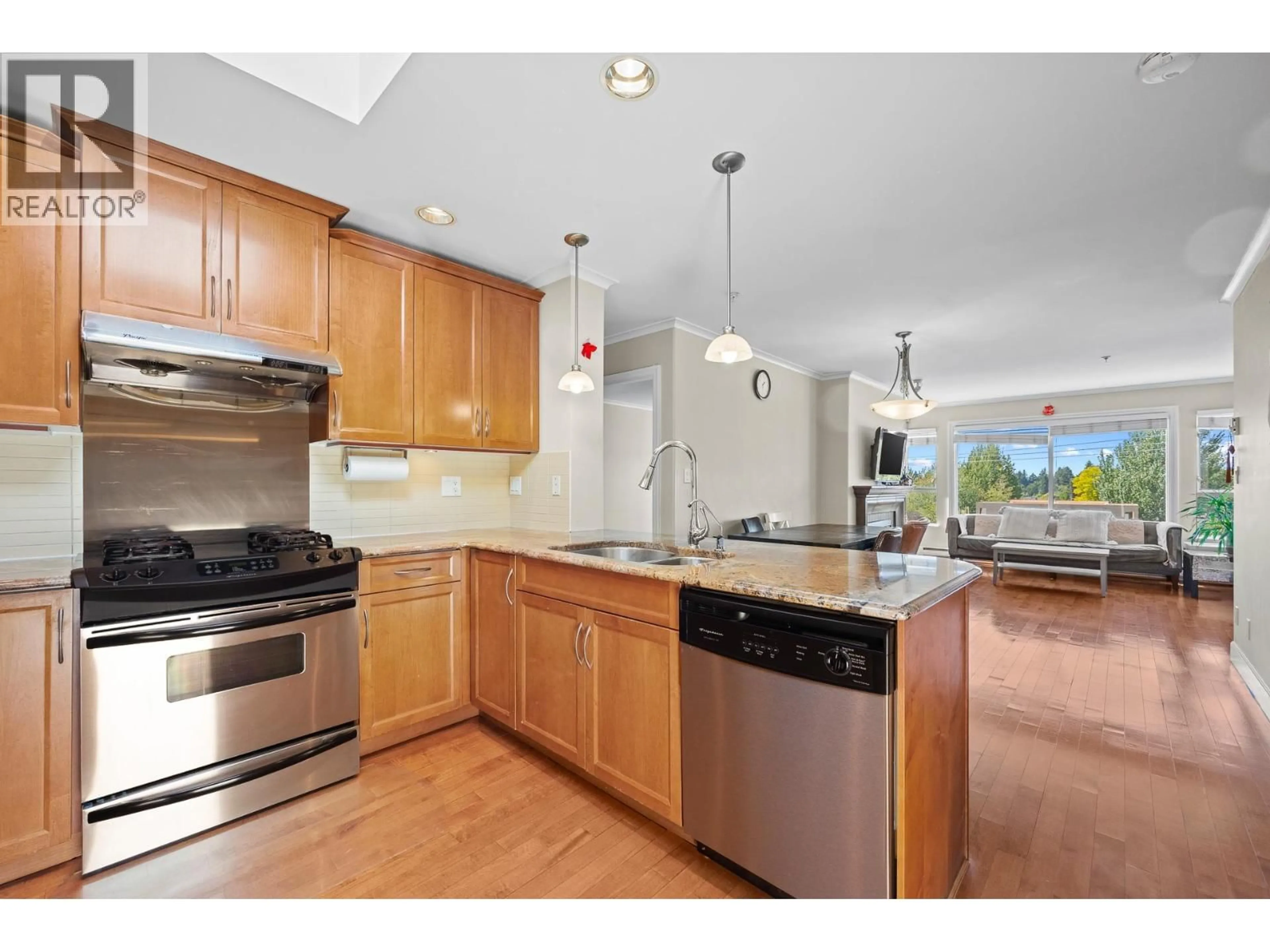 Open concept kitchen, unknown for 406 - 2103 45TH AVENUE, Vancouver British Columbia V6M2J2