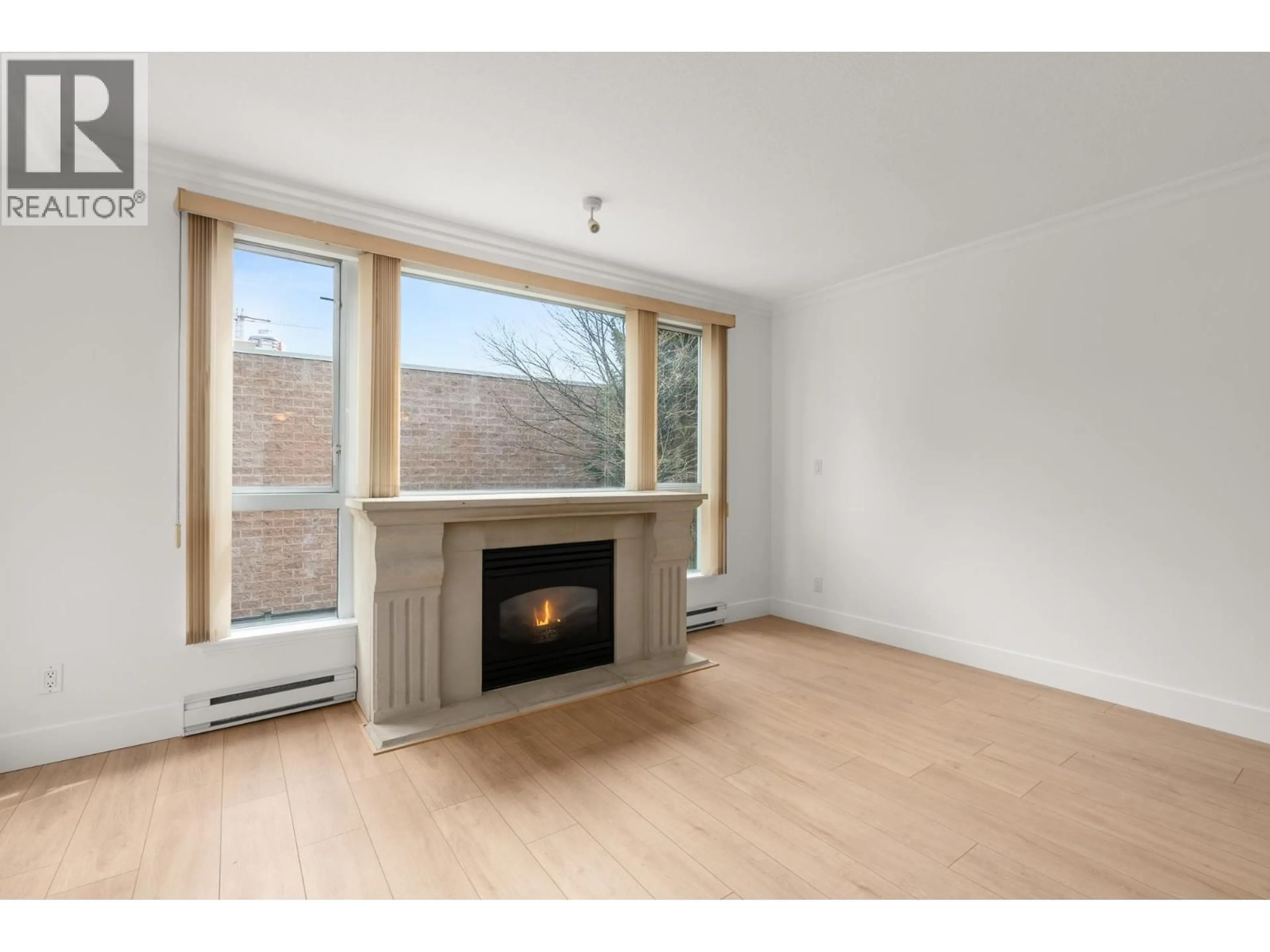 A pic of a room for 210 - 5770 OAK STREET, Vancouver British Columbia V6M2V9