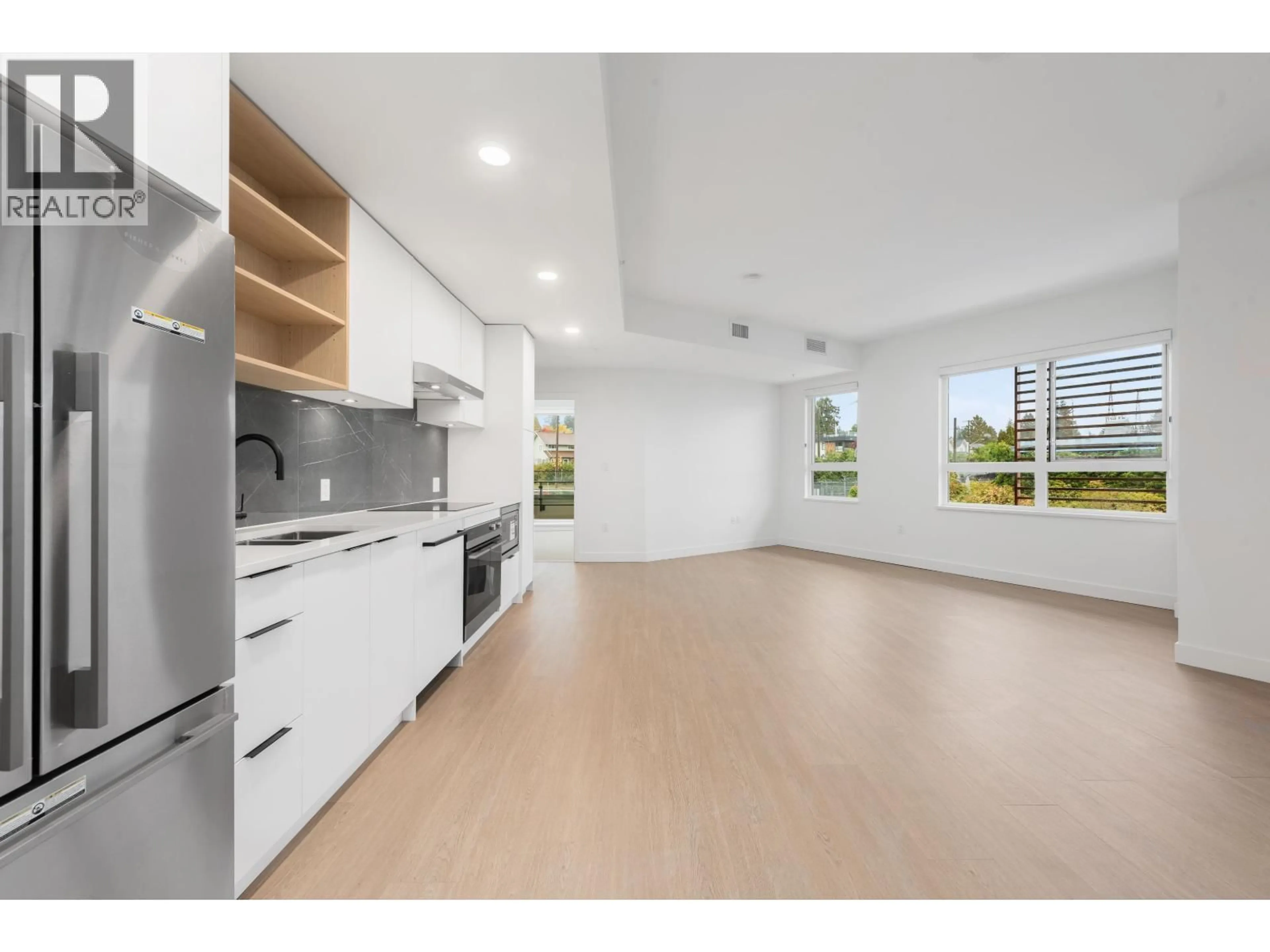 Open concept kitchen, unknown for 361 - 422 3RD STREET, North Vancouver British Columbia V7L0K1