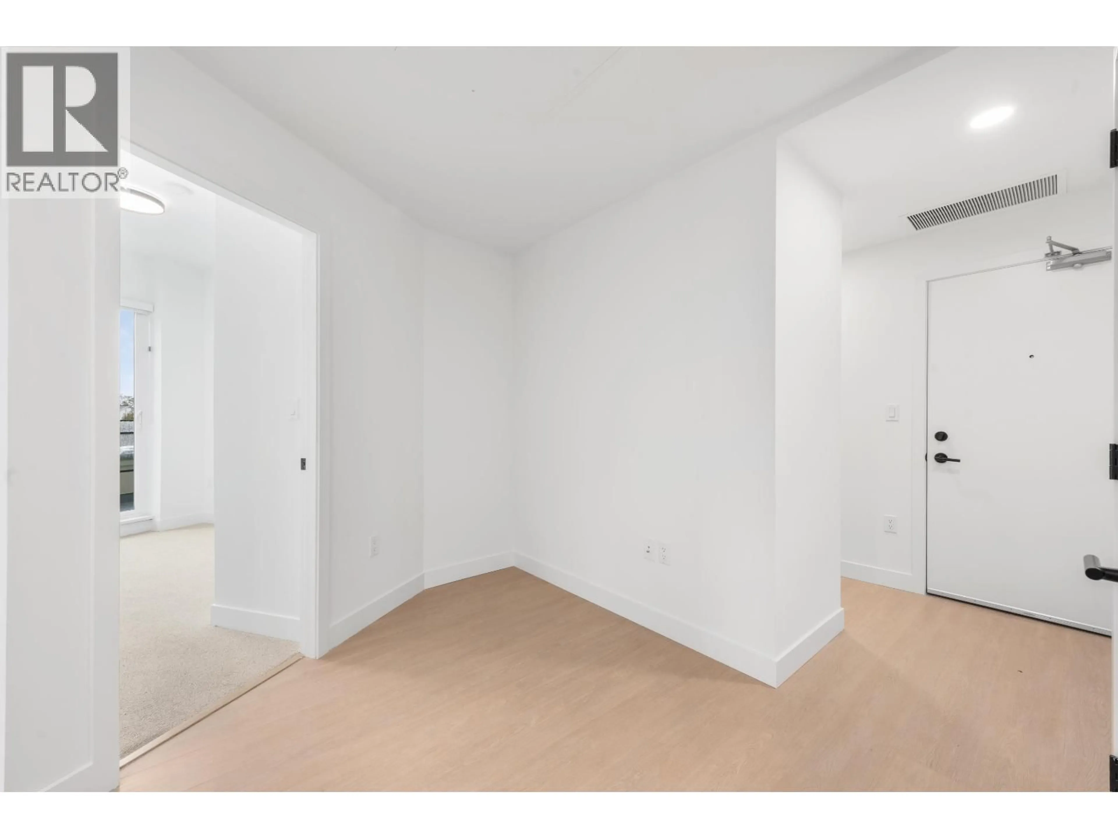 Unknown for 361 - 422 3RD STREET, North Vancouver British Columbia V7L0K1