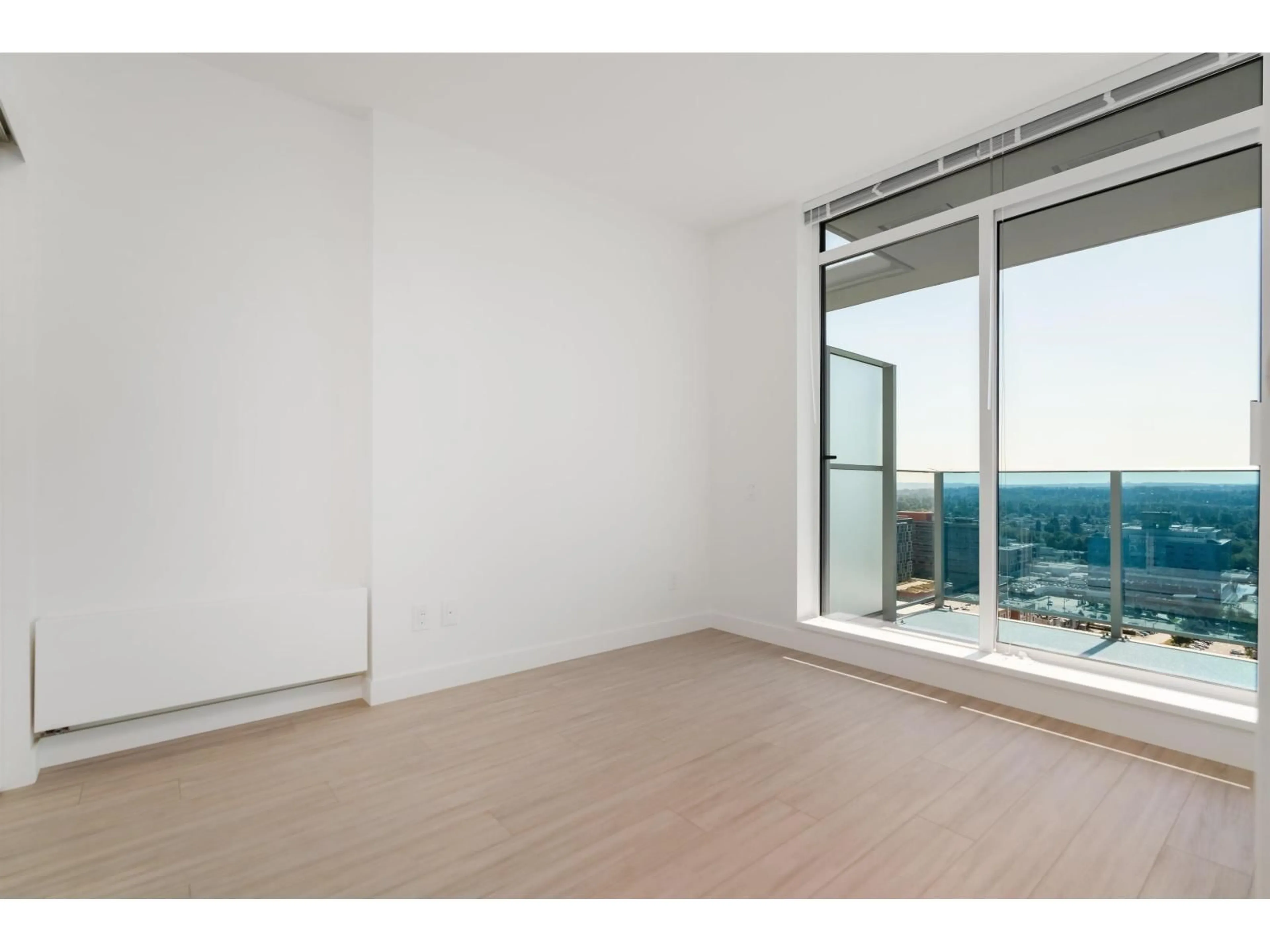 A pic of a room for 2301 - 13615 FRASER, Surrey British Columbia V3T0P7