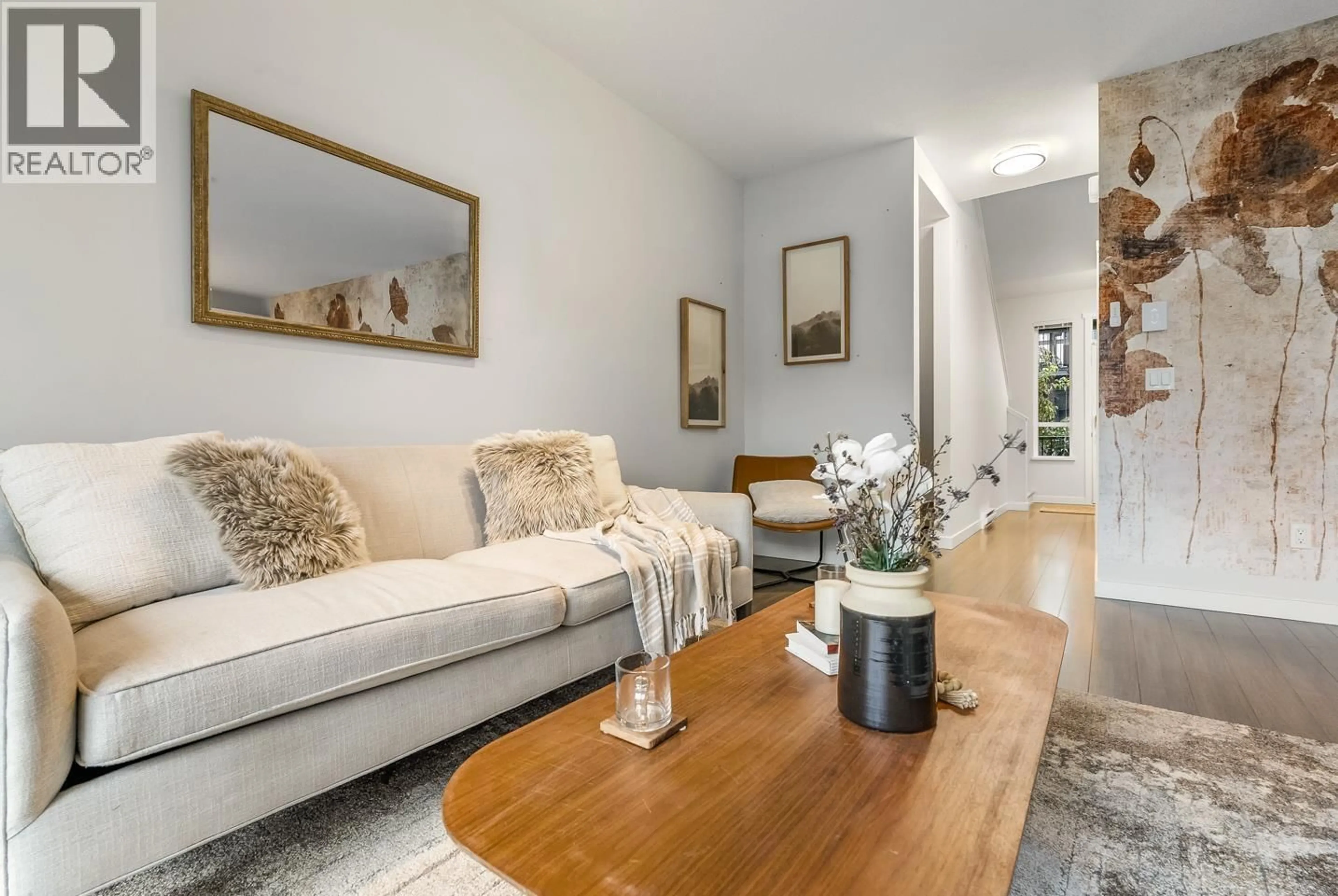 Living room with furniture, unknown for 153 - 3500 BURKE VILLAGE PROMENADE, Coquitlam British Columbia V3E0N2