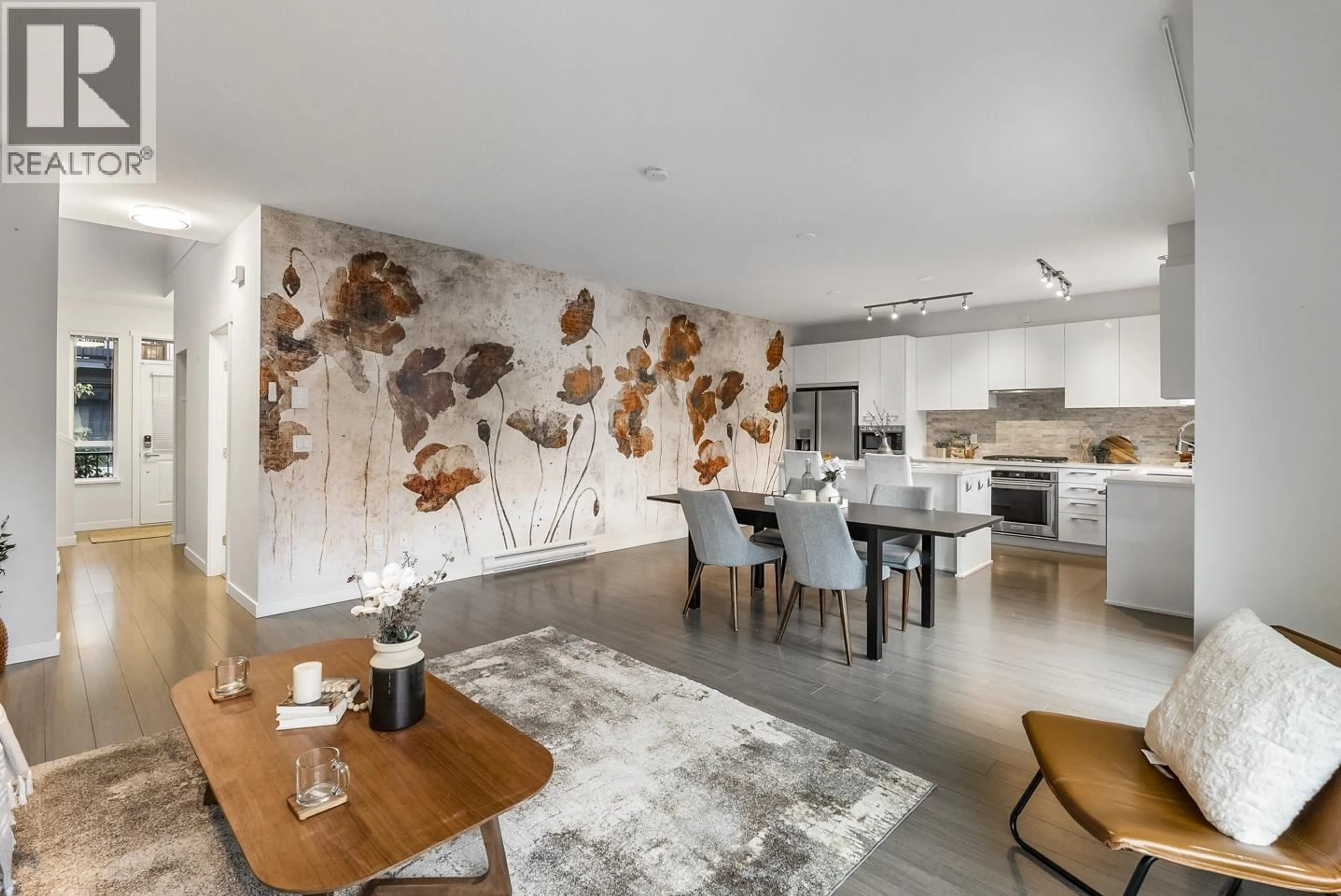 Unknown for 153 - 3500 BURKE VILLAGE PROMENADE, Coquitlam British Columbia V3E0N2