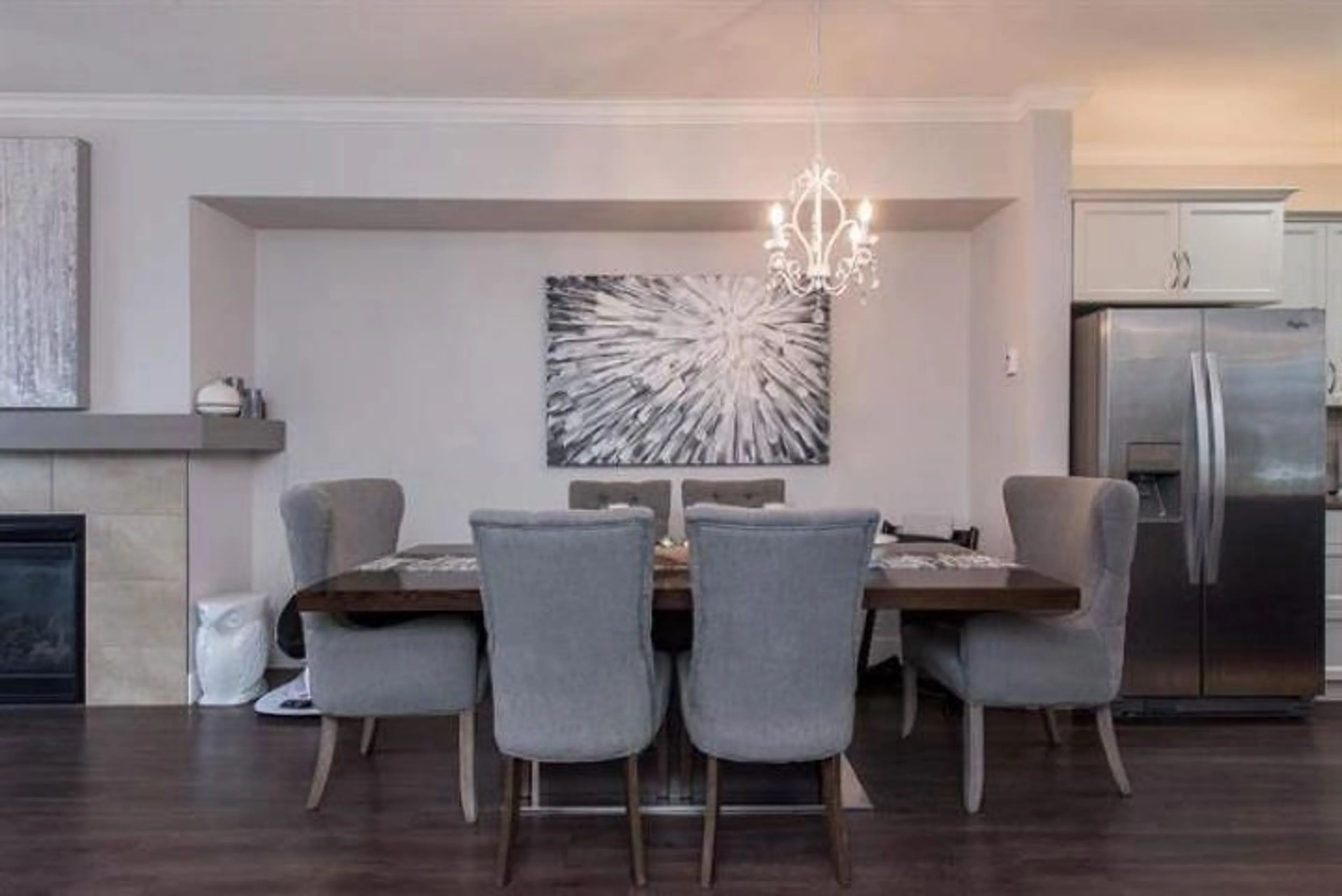 Dining room, wood/laminate floor for 22 - 46570 MACKEN AVENUE, Chilliwack British Columbia V2P0G2