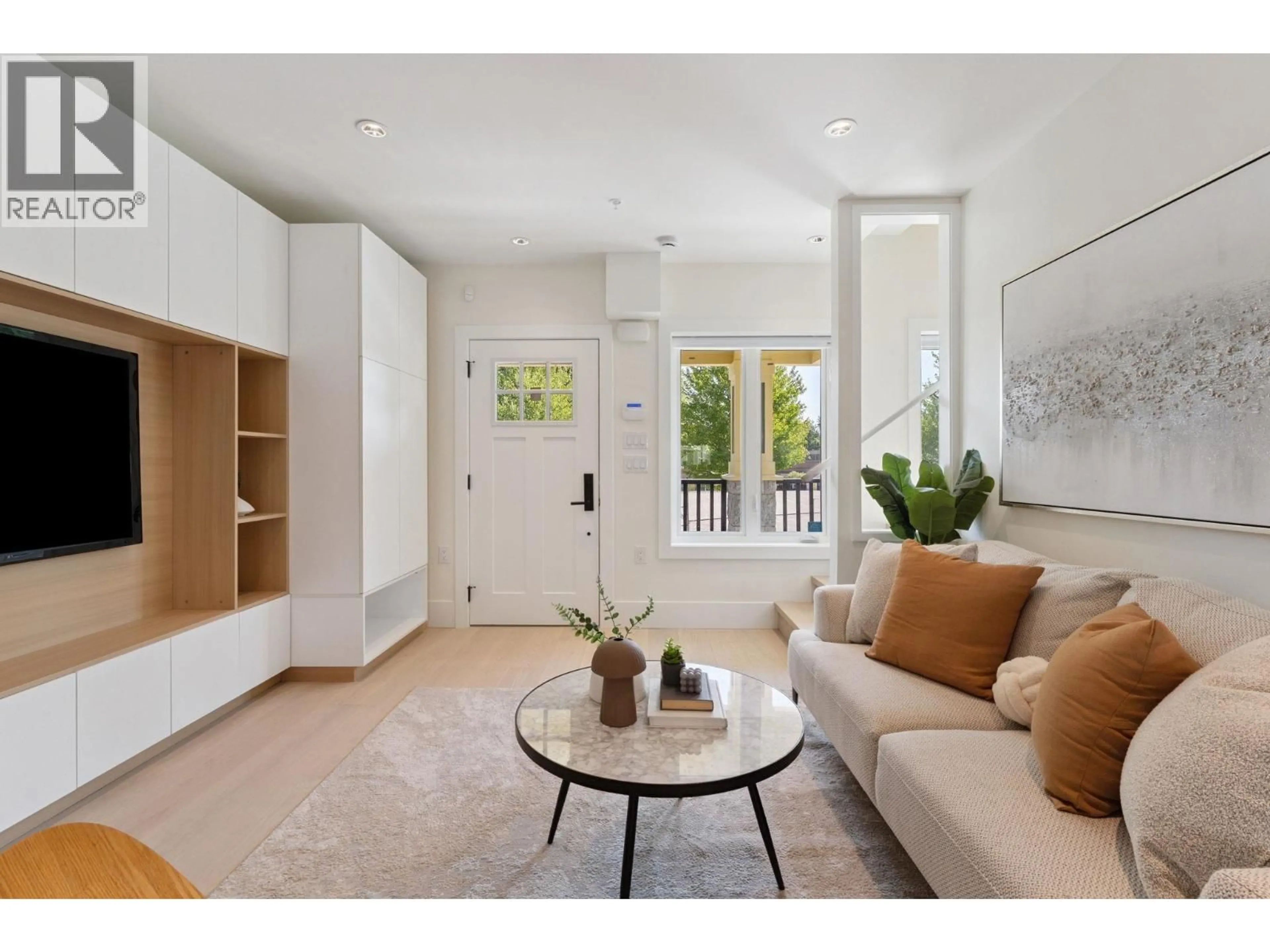 Living room with furniture, unknown for 3121 COLUMBIA STREET, Vancouver British Columbia V5Y1N4