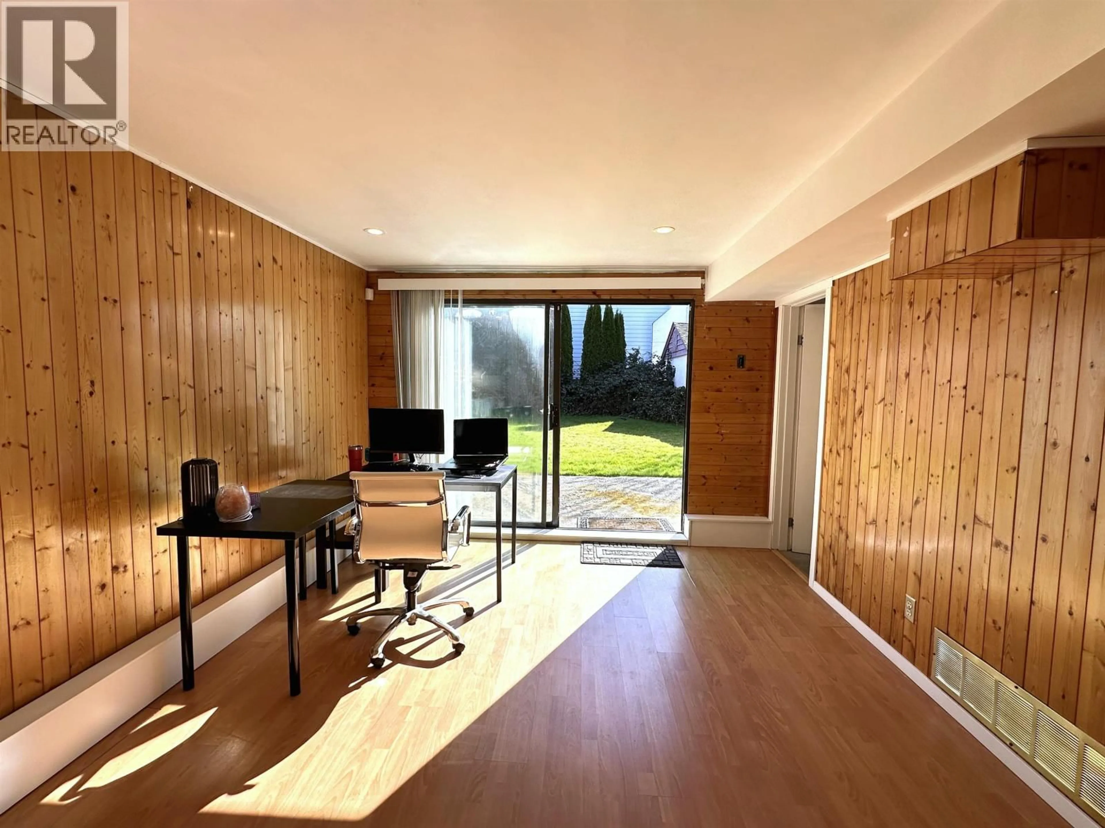 A pic of a room for 9511 PINEWELL CRESCENT, Richmond British Columbia V7A2C7