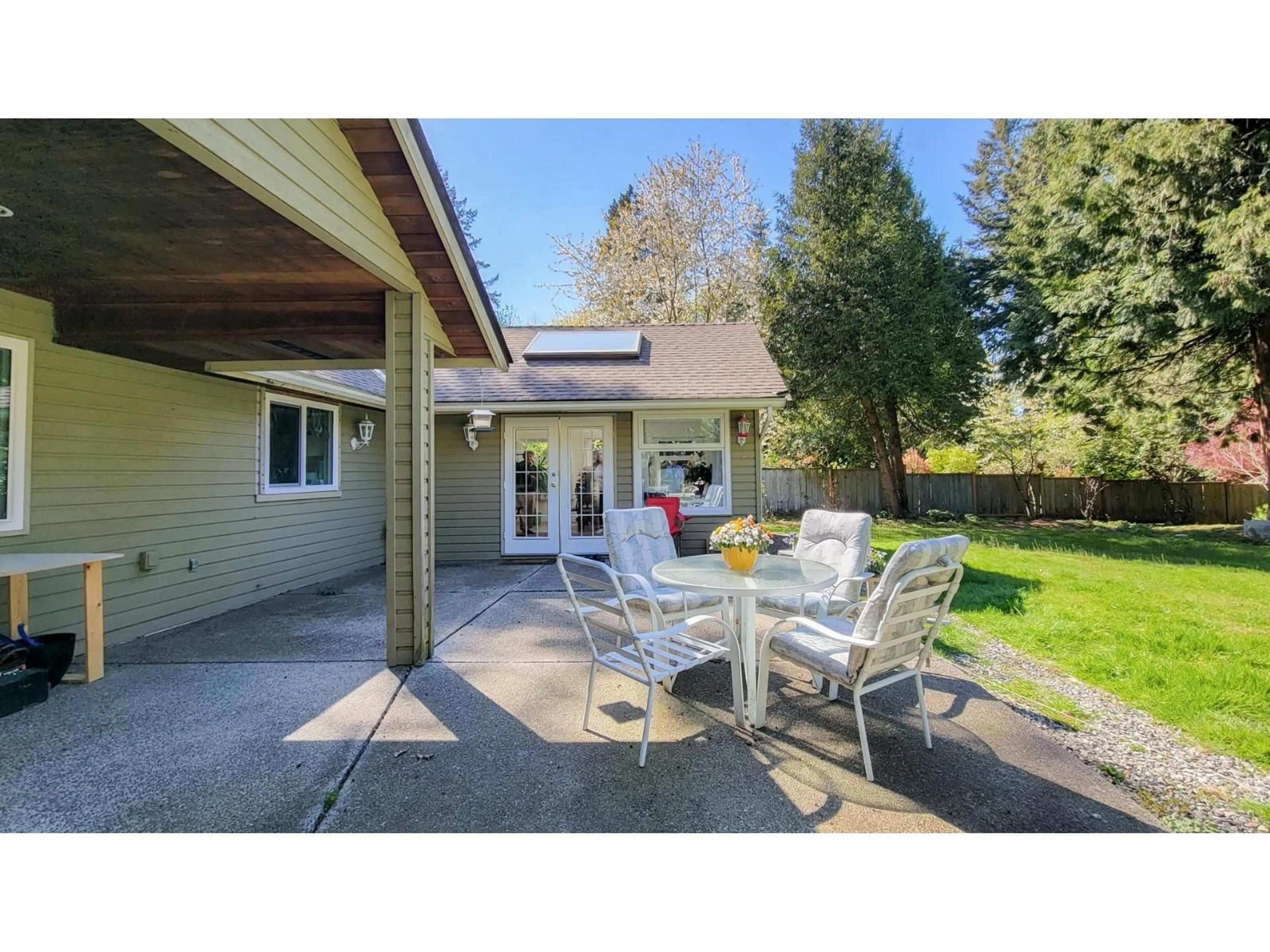 Patio, street for 17237 26, Surrey British Columbia V3Z0A4