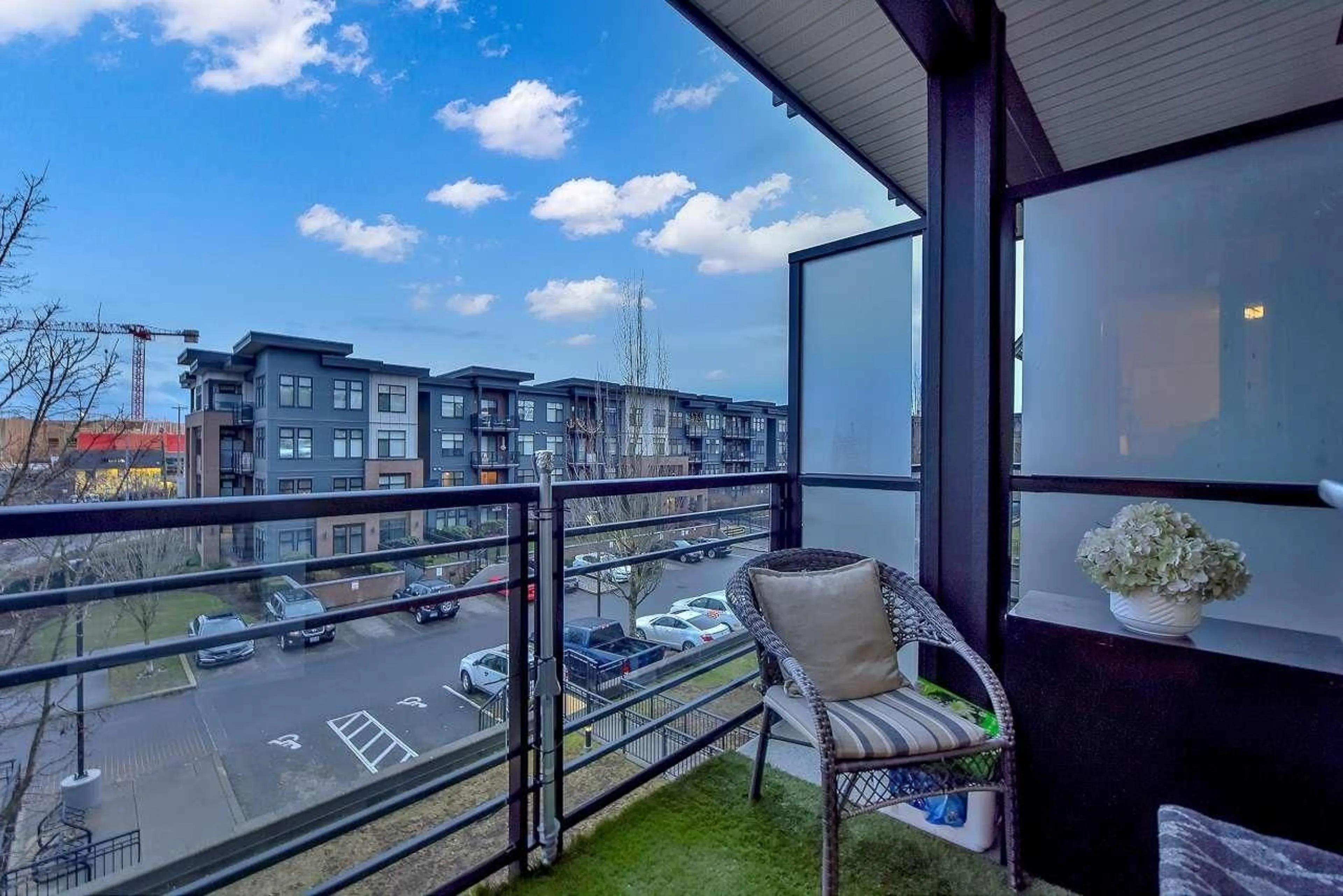 Patio, water/lake/river/ocean view for 301 - 20058 FRASER, Langley British Columbia V3A0E5