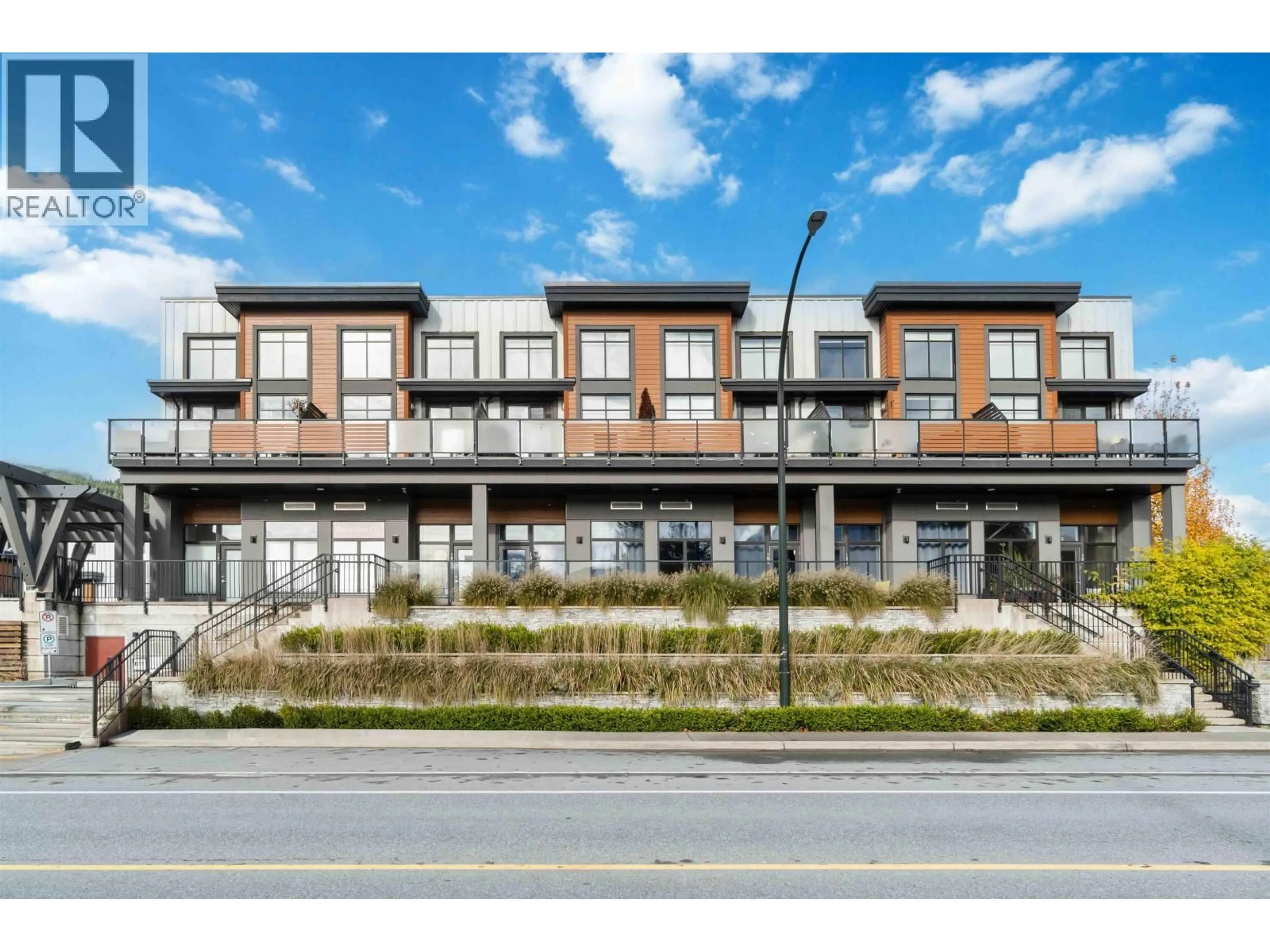 Unknown for 201 - 39771 GOVERNMENT ROAD, Squamish British Columbia V8B0Z1