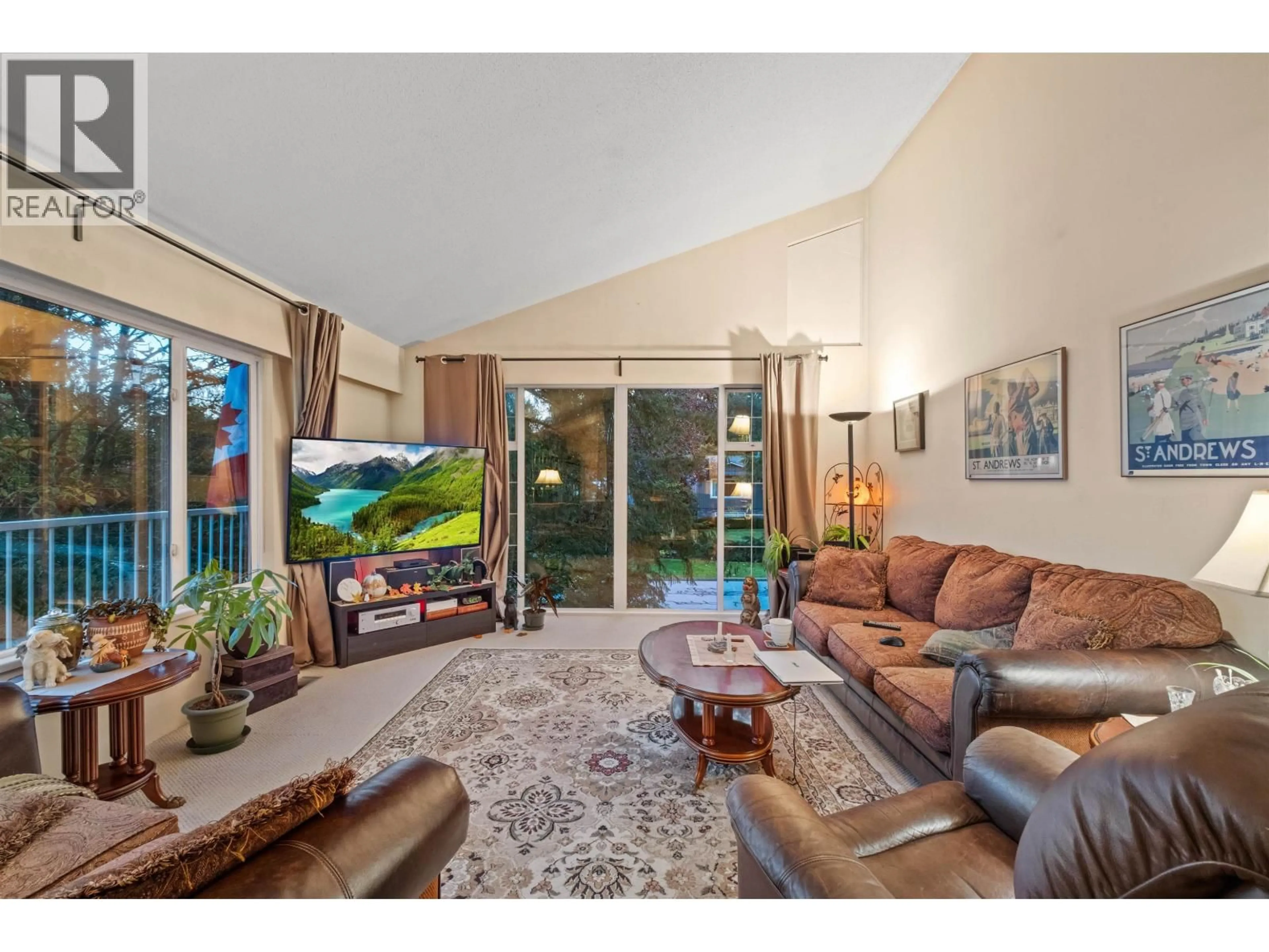 Living room with furniture, unknown for 3602 REGENT AVENUE, North Vancouver British Columbia V7N2C2