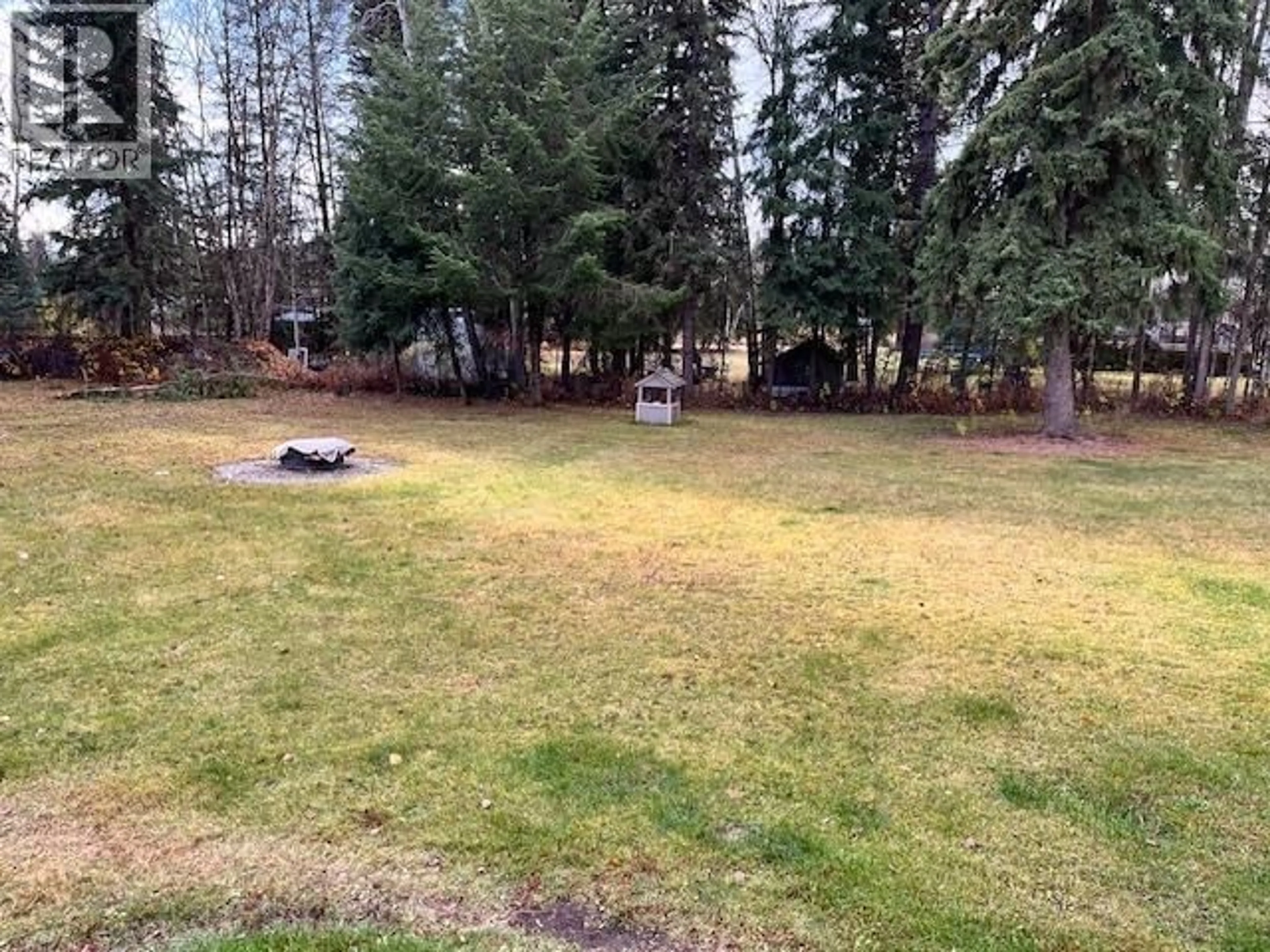 A pic from outside/outdoor area/front of a property/back of a property/a pic from drone, forest/trees view for 4007 AIRD ROAD, Quesnel British Columbia V2J6V8