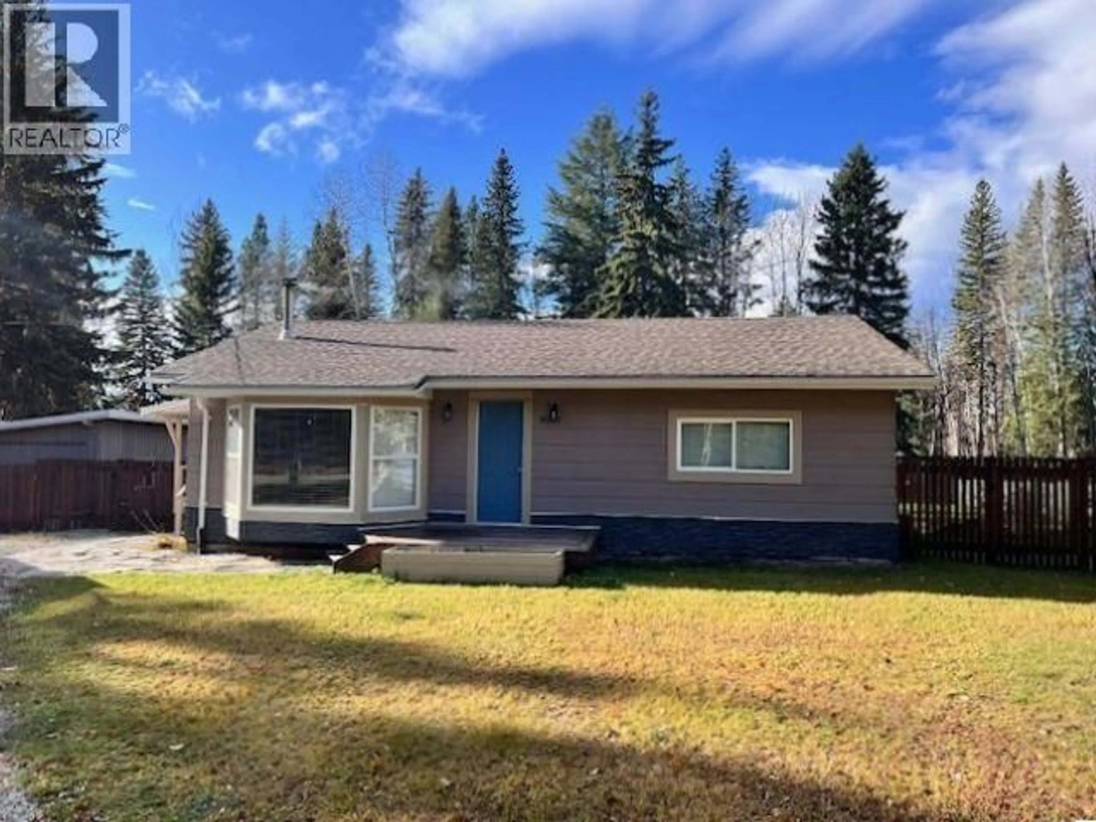 Home with vinyl exterior material, street for 4007 AIRD ROAD, Quesnel British Columbia V2J6V8
