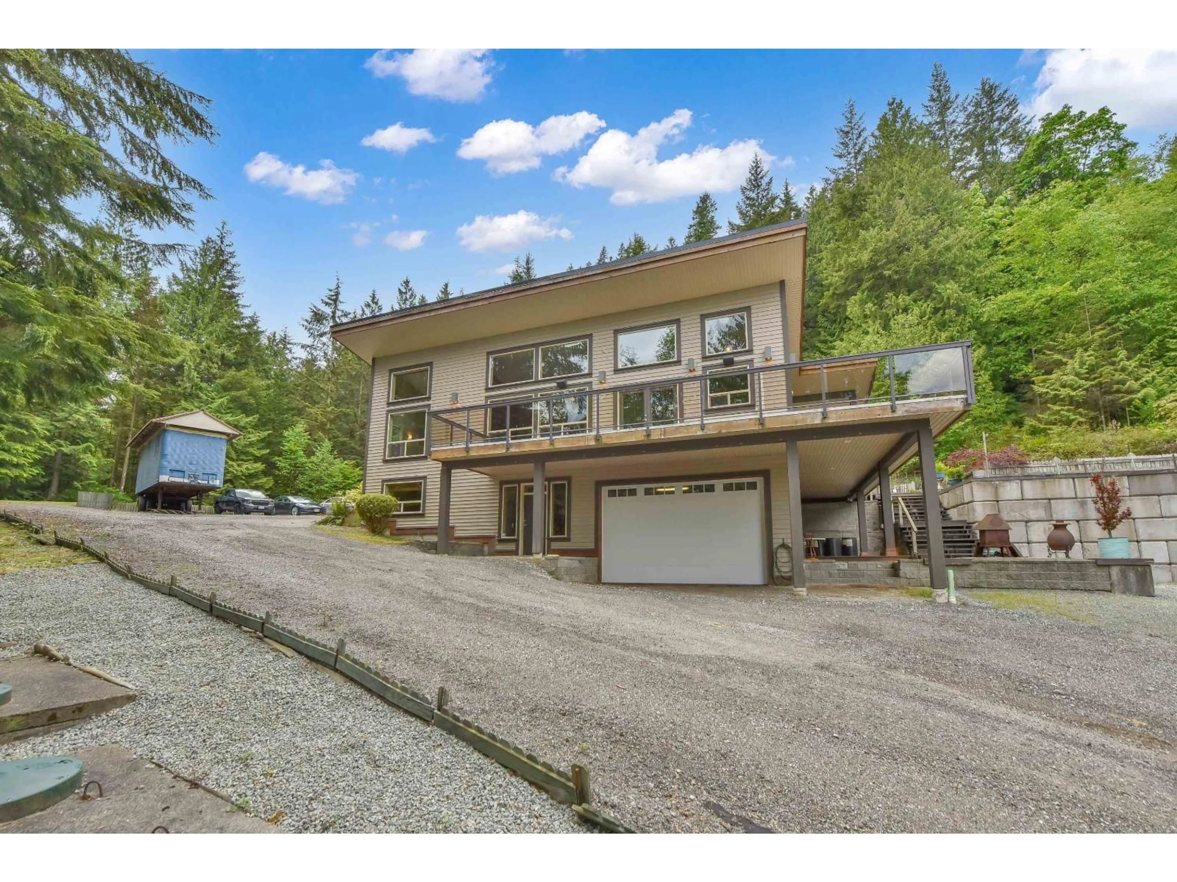 A pic from outside/outdoor area/front of a property/back of a property/a pic from drone, unknown for 11759 WILSON, Mission British Columbia V4S1B6