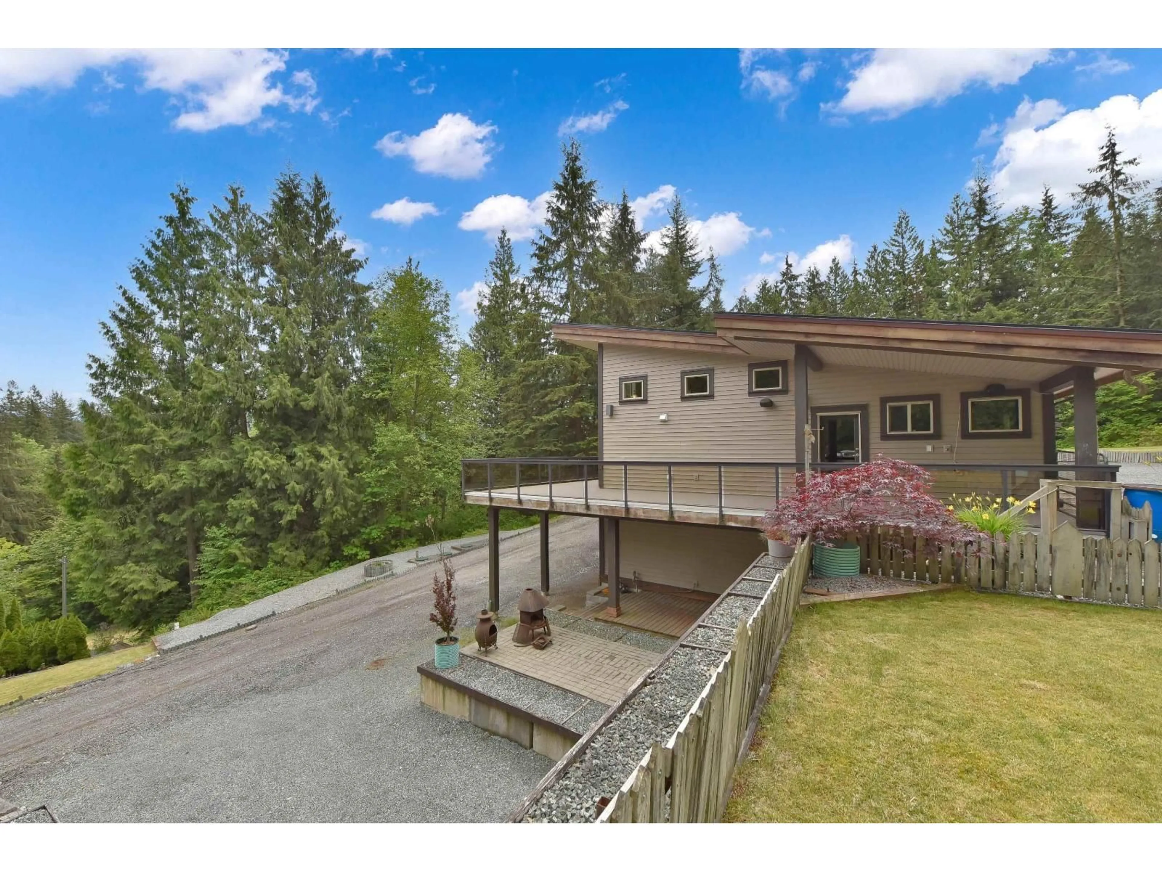 A pic from outside/outdoor area/front of a property/back of a property/a pic from drone, mountain view for 11759 WILSON, Mission British Columbia V4S1B6