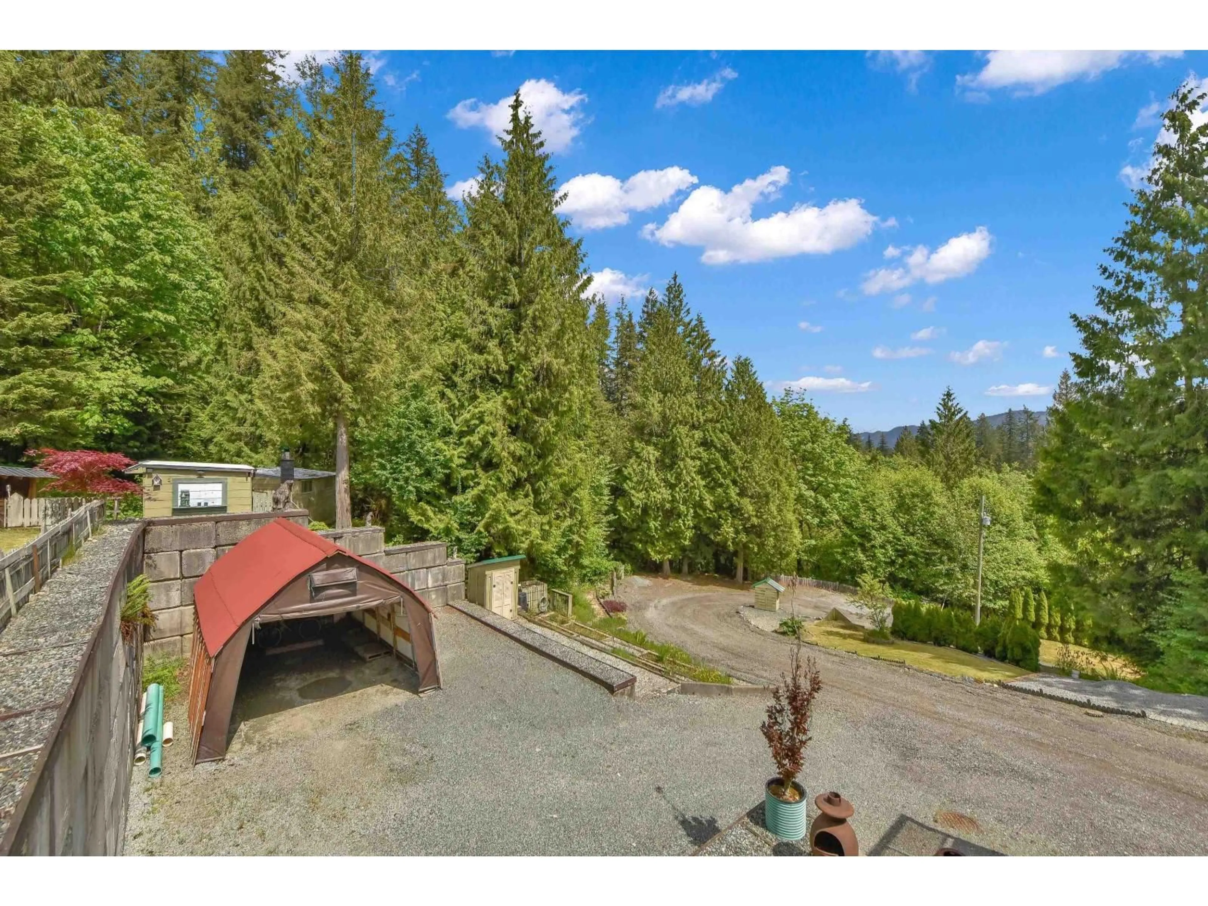 A pic from outside/outdoor area/front of a property/back of a property/a pic from drone, unknown for 11759 WILSON, Mission British Columbia V4S1B6
