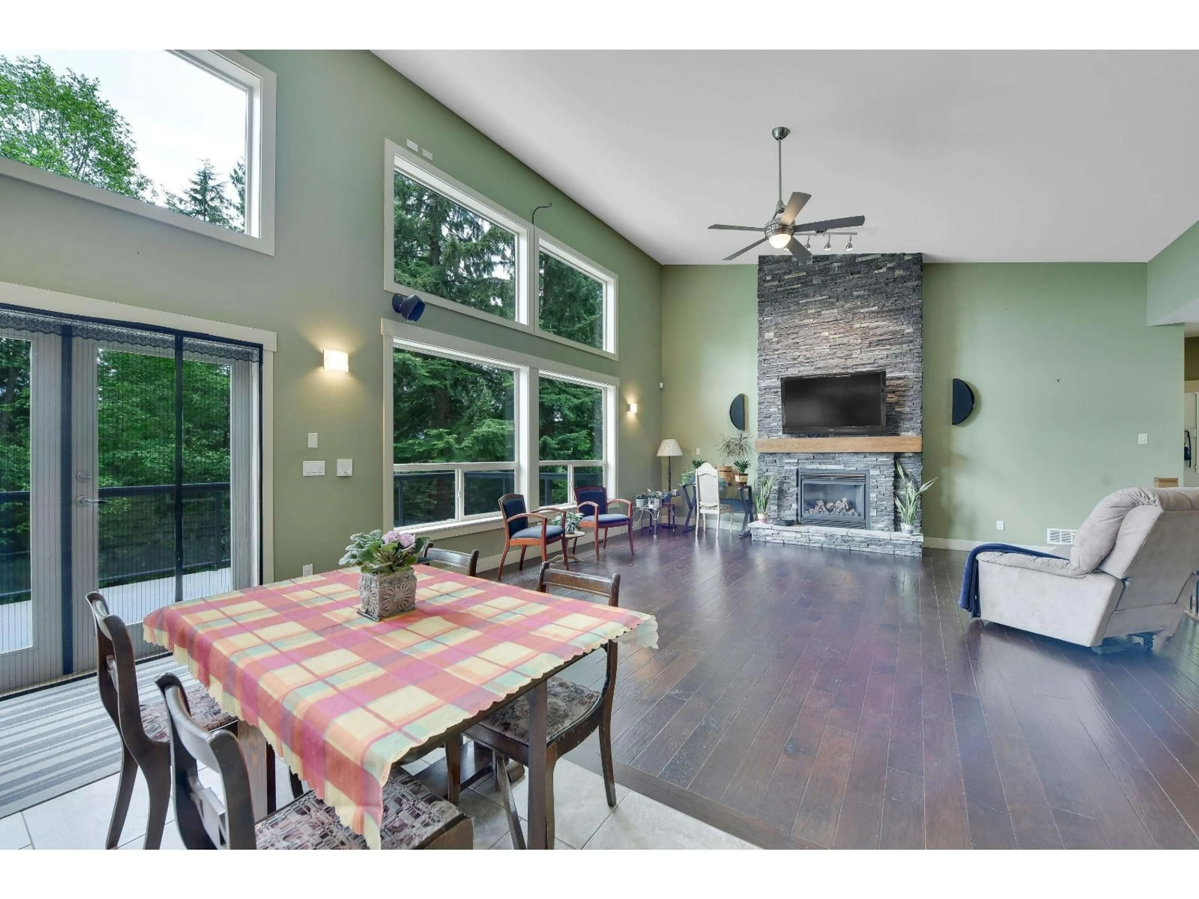 Open concept kitchen, unknown for 11759 WILSON, Mission British Columbia V4S1B6