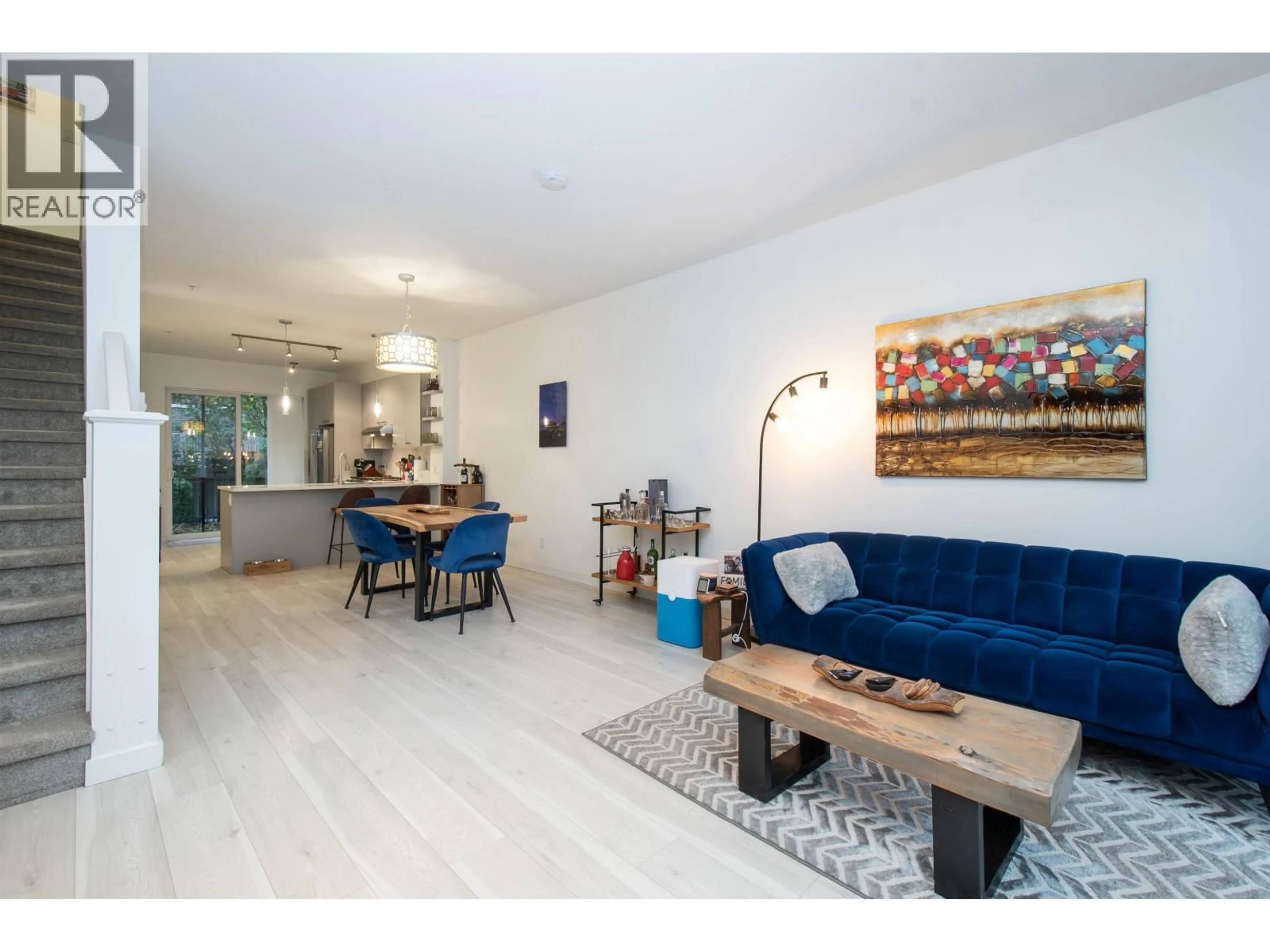 Living room with furniture, ceramic/tile floor for 1224 GRANITE DRIVE, Squamish British Columbia V8B0V9