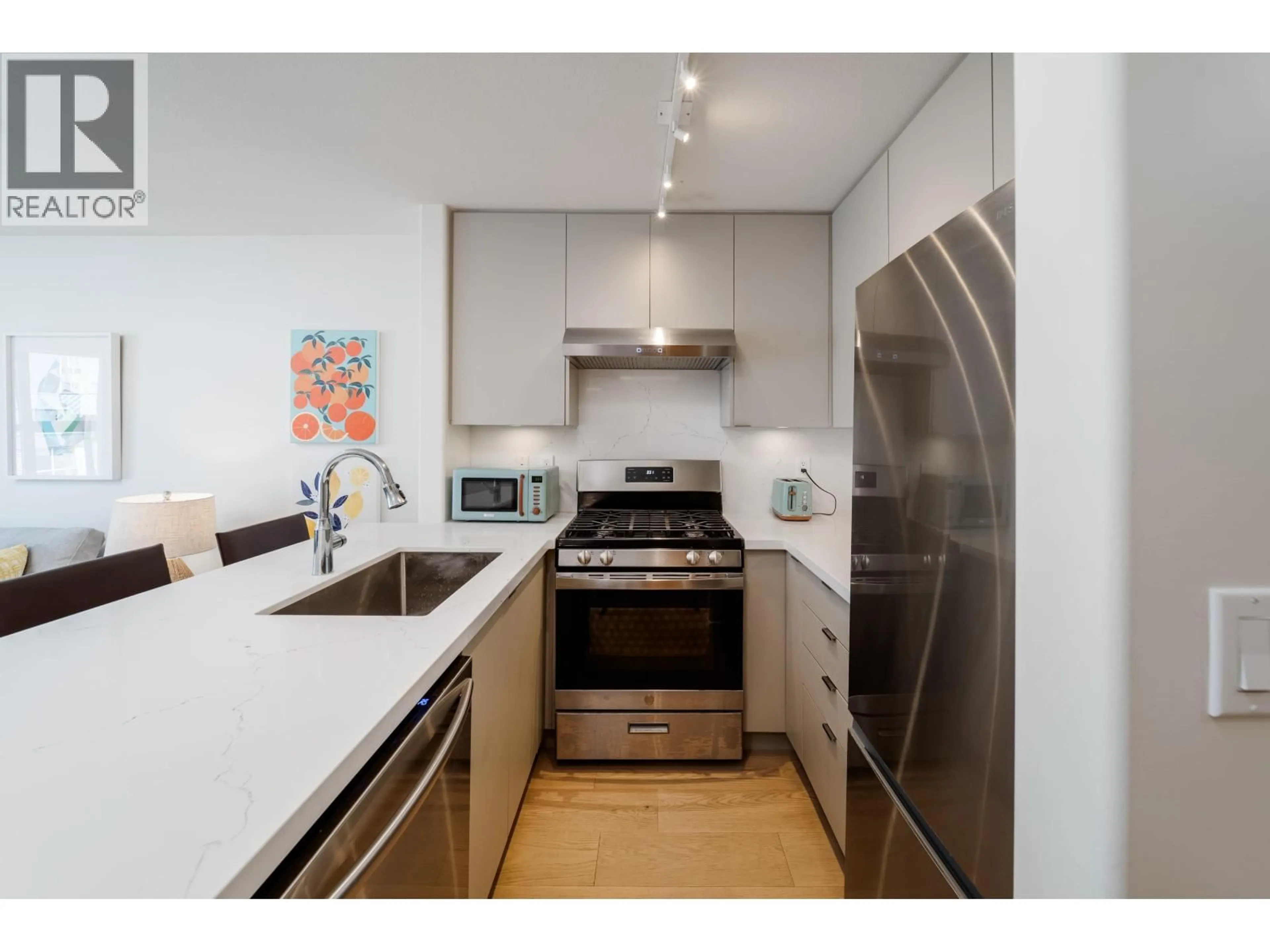 Standard kitchen, unknown for 404 - 2688 VINE STREET, Vancouver British Columbia V6K4T6
