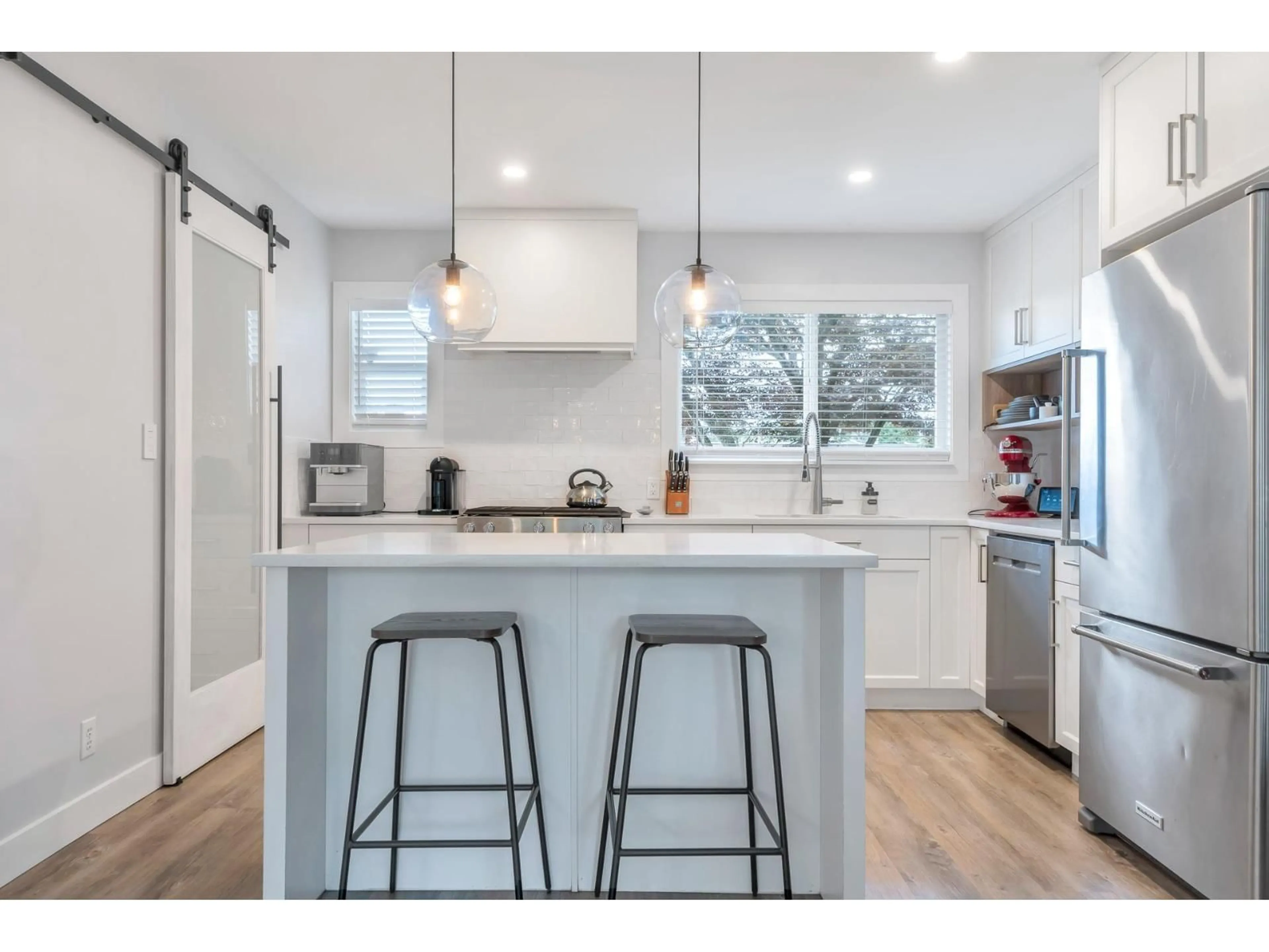 Open concept kitchen, unknown for 9960 JONES DRIVE, Chilliwack British Columbia V4Z0A9