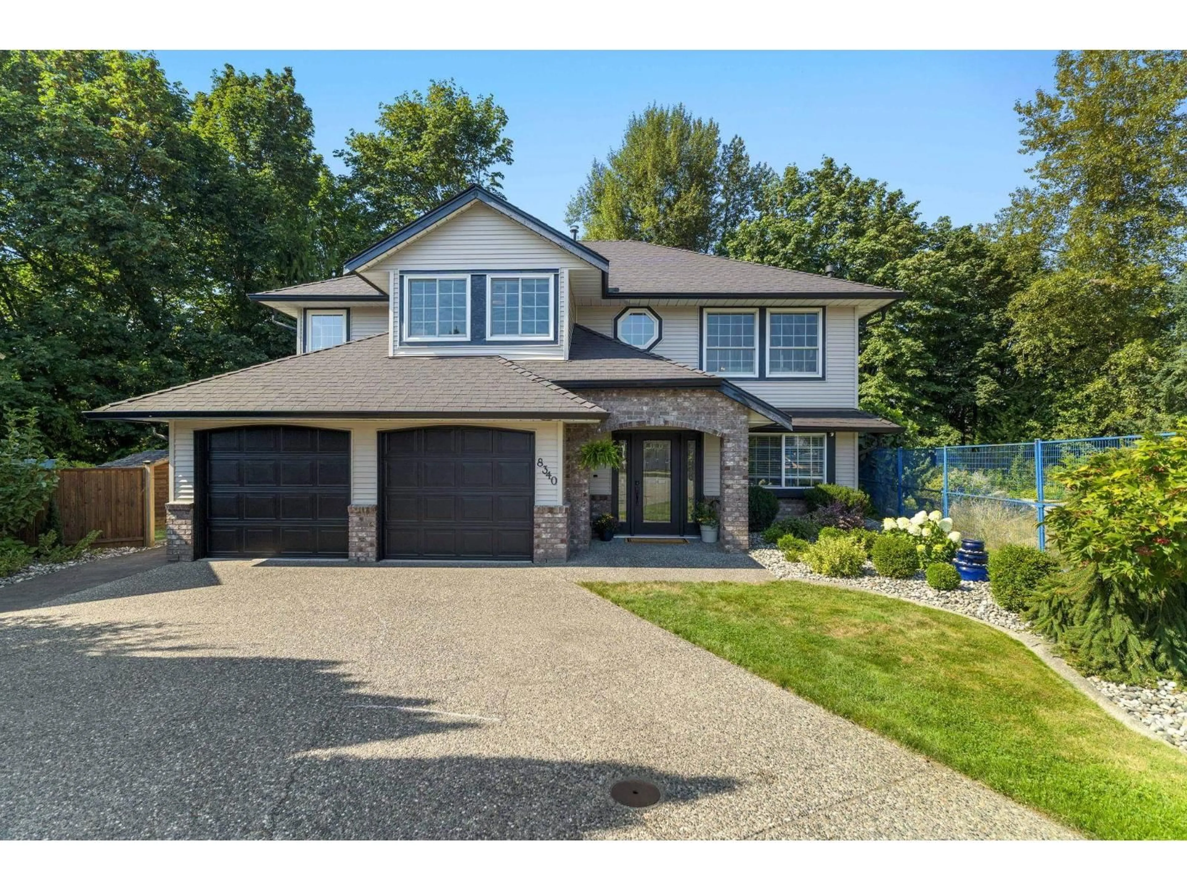 Home with vinyl exterior material, street for 8340 MILLER, Mission British Columbia V2V6H7