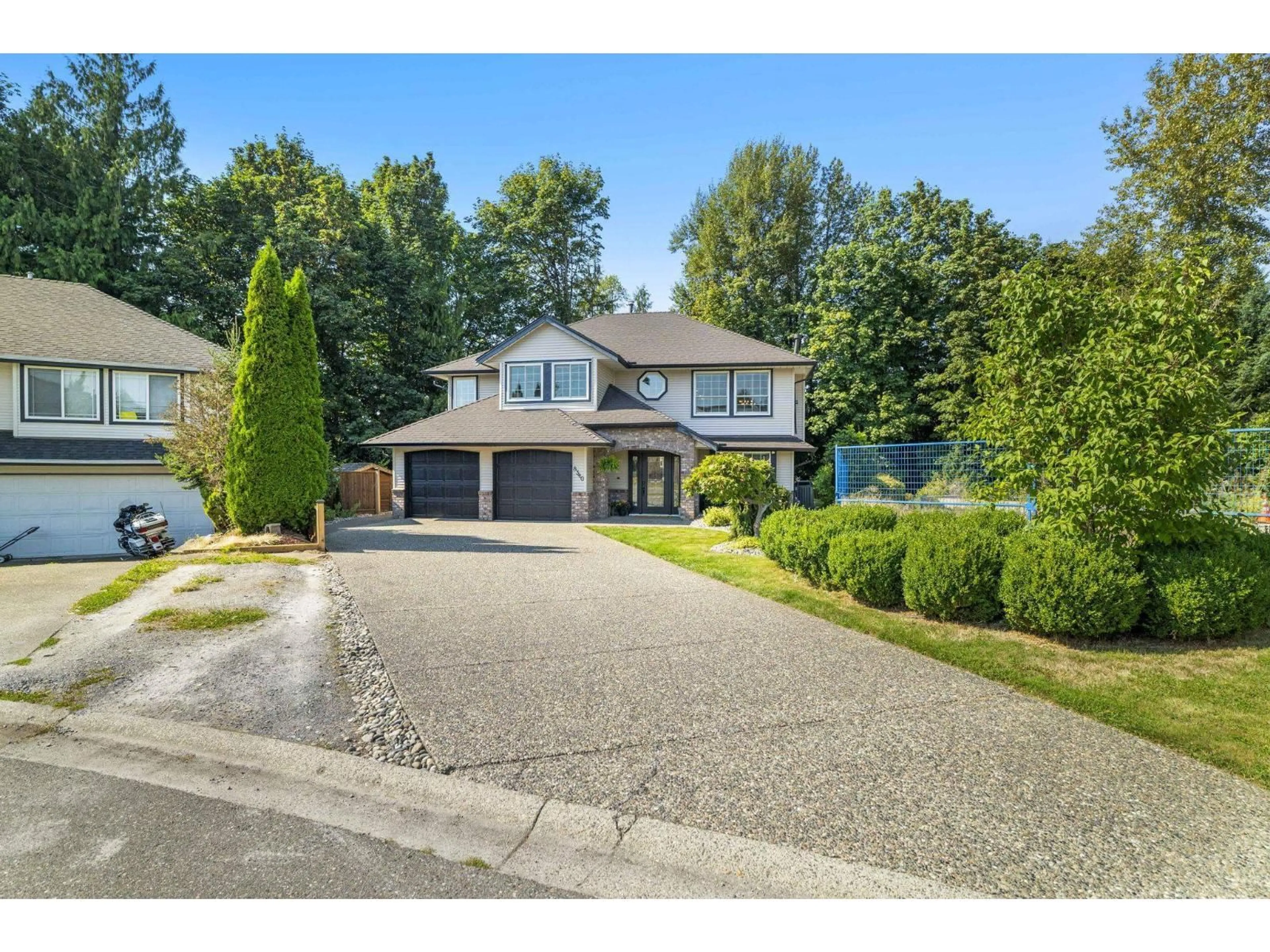 A pic from outside/outdoor area/front of a property/back of a property/a pic from drone, street for 8340 MILLER, Mission British Columbia V2V6H7