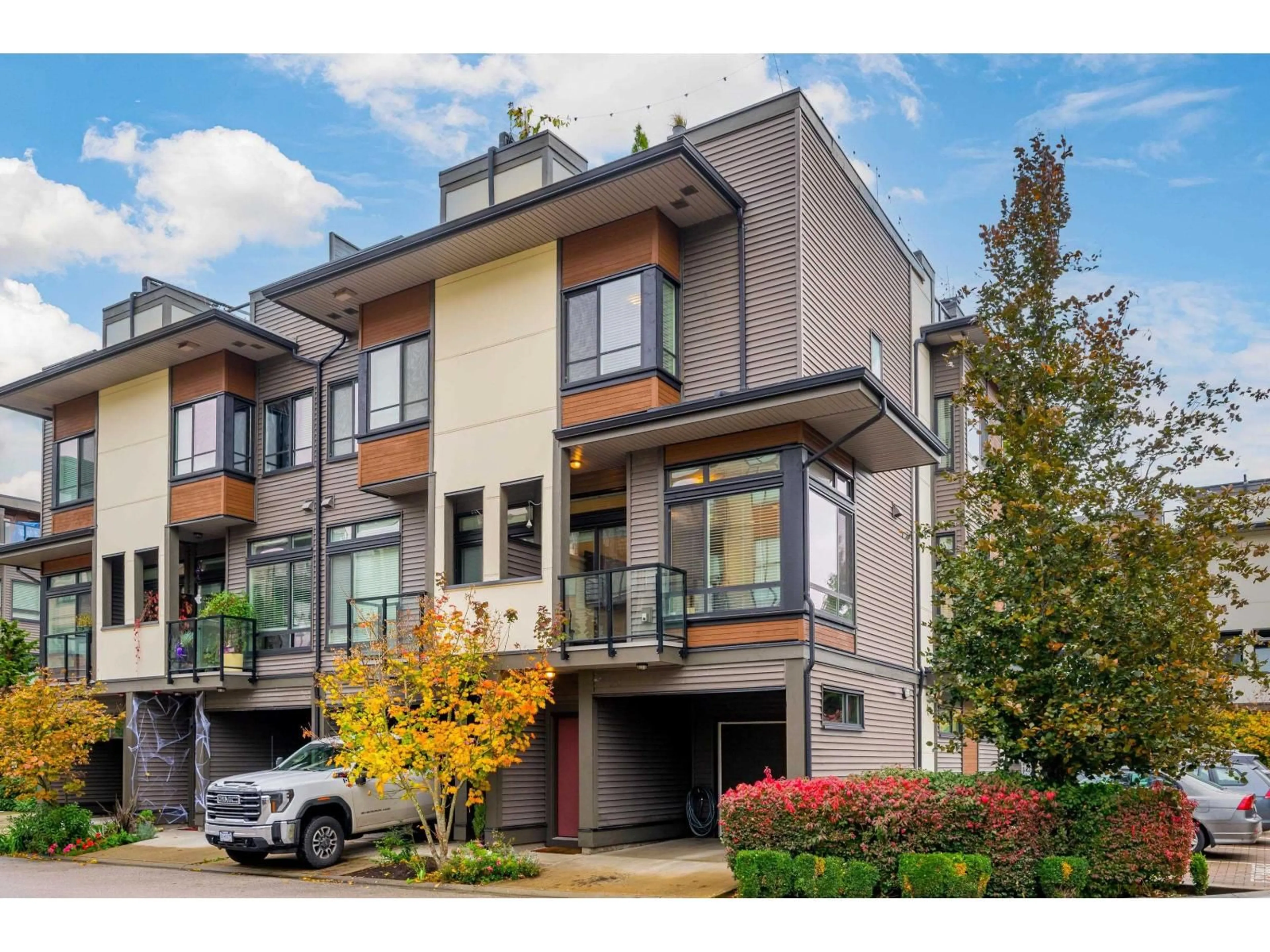 Unknown for 51 - 7811 209, Langley British Columbia V2Y0P2