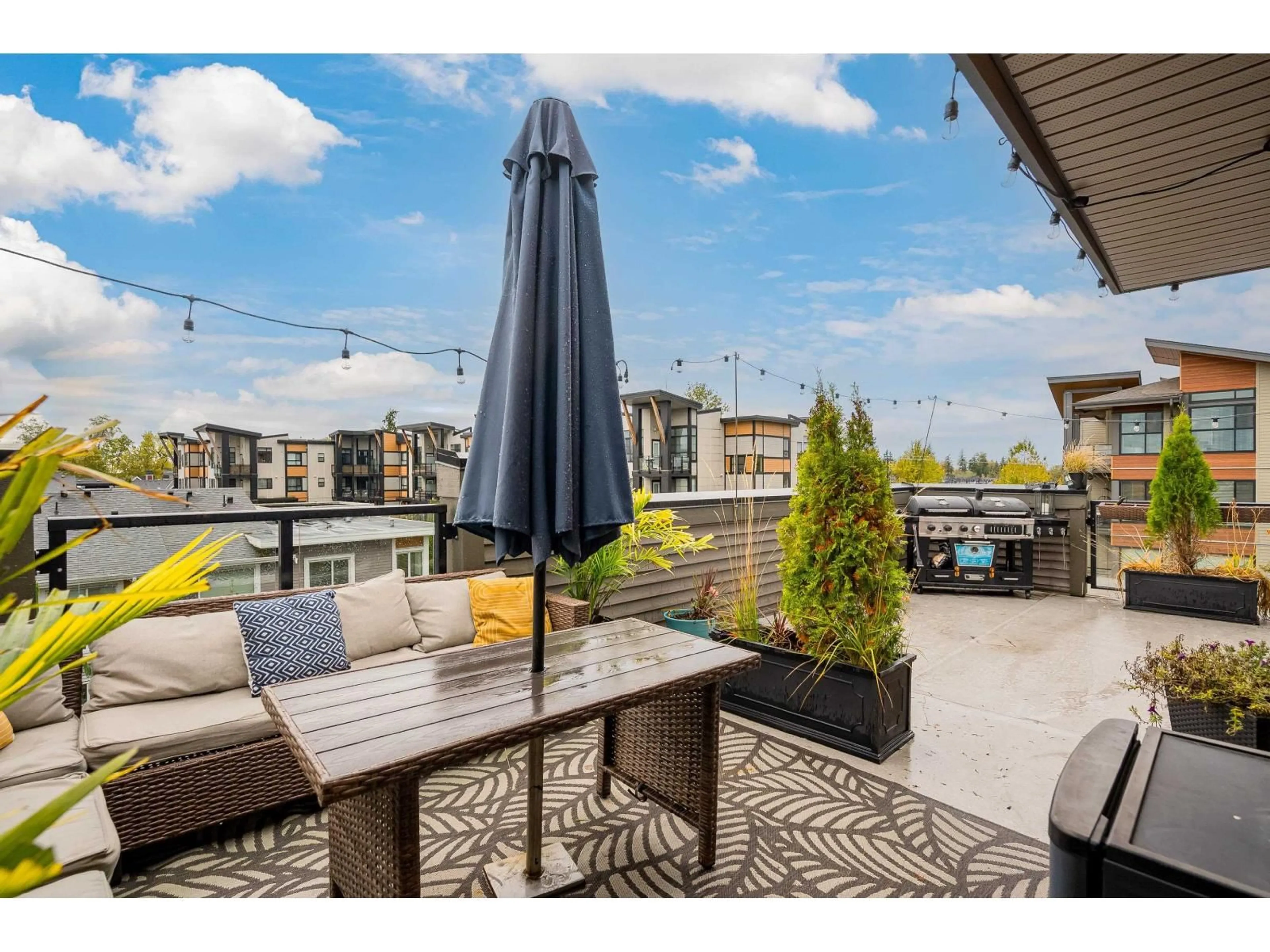 Patio, water/lake/river/ocean view for 51 - 7811 209, Langley British Columbia V2Y0P2