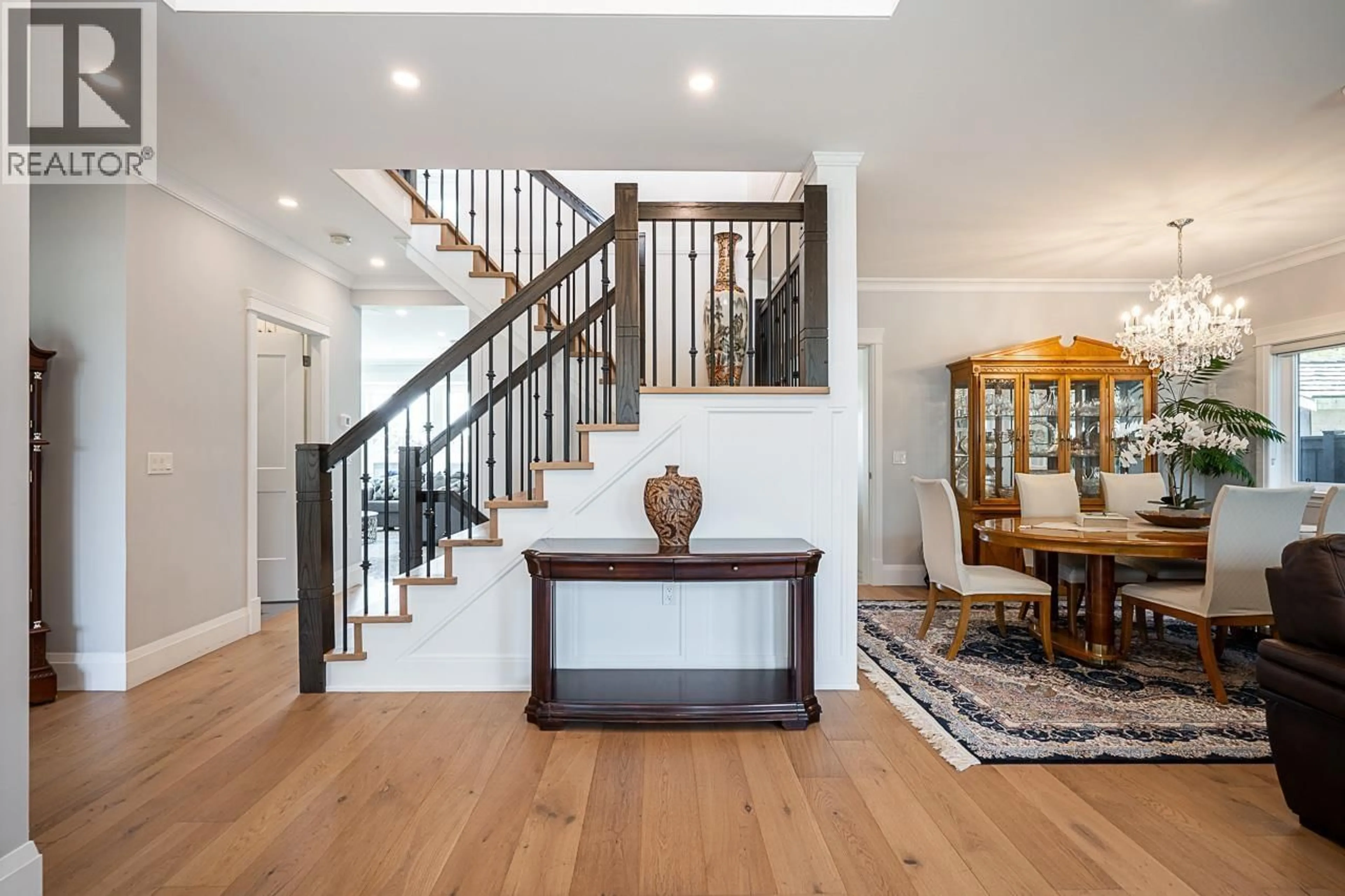 Indoor entryway for 6792 ELWELL STREET, Burnaby British Columbia V5E1K1