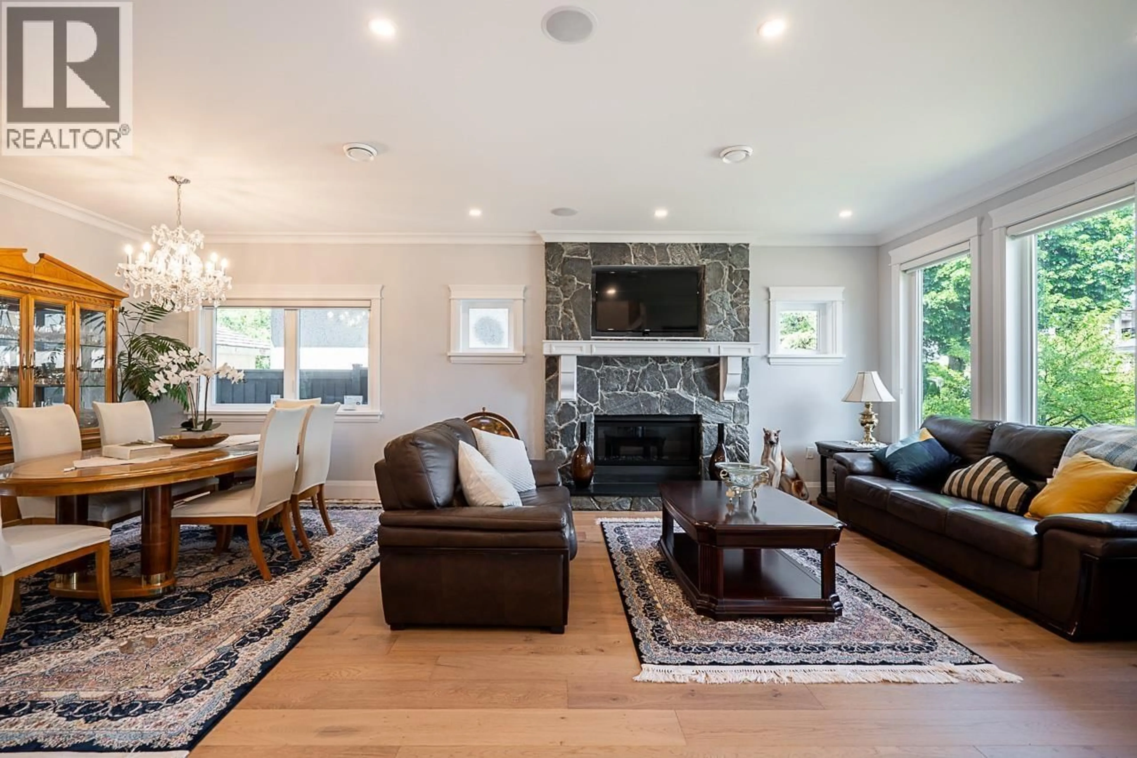 Living room with furniture, unknown for 6792 ELWELL STREET, Burnaby British Columbia V5E1K1