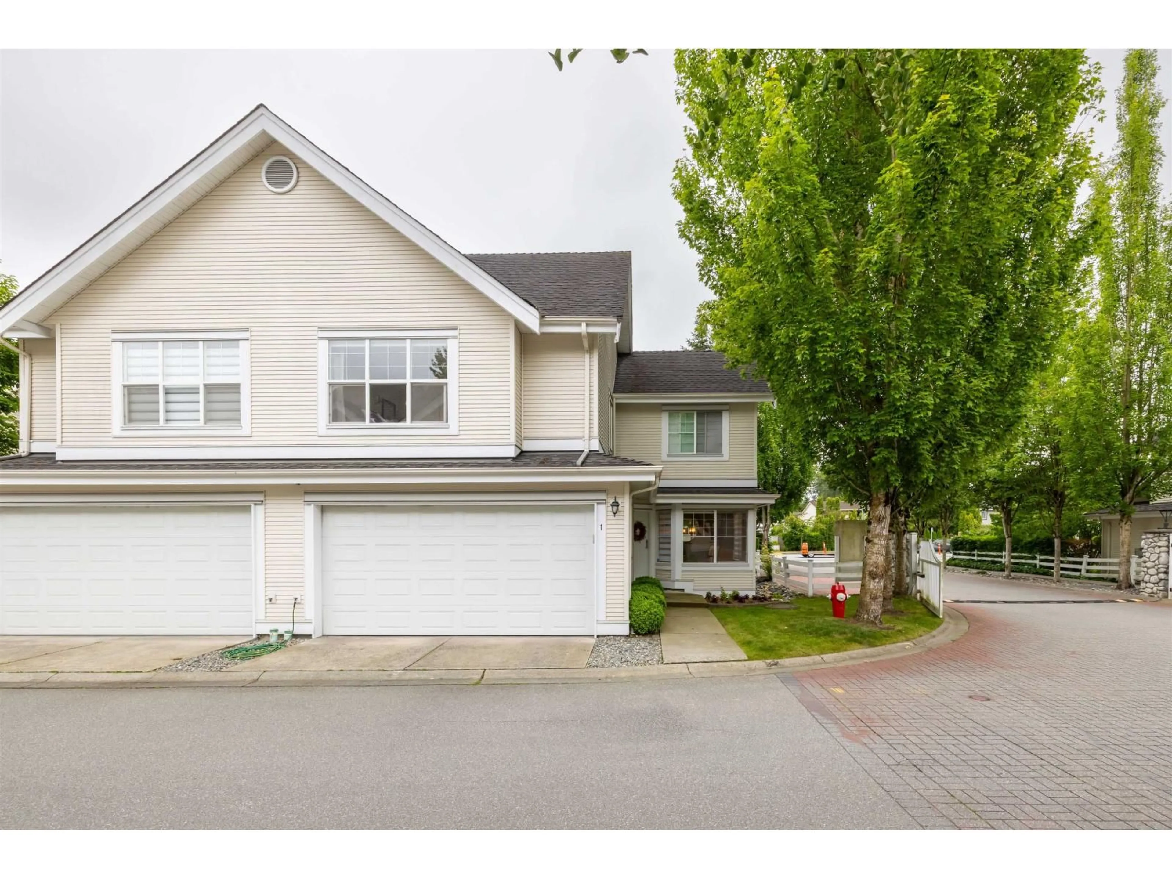 Unknown for 1 - 17097 64, Surrey British Columbia V3S1Y5