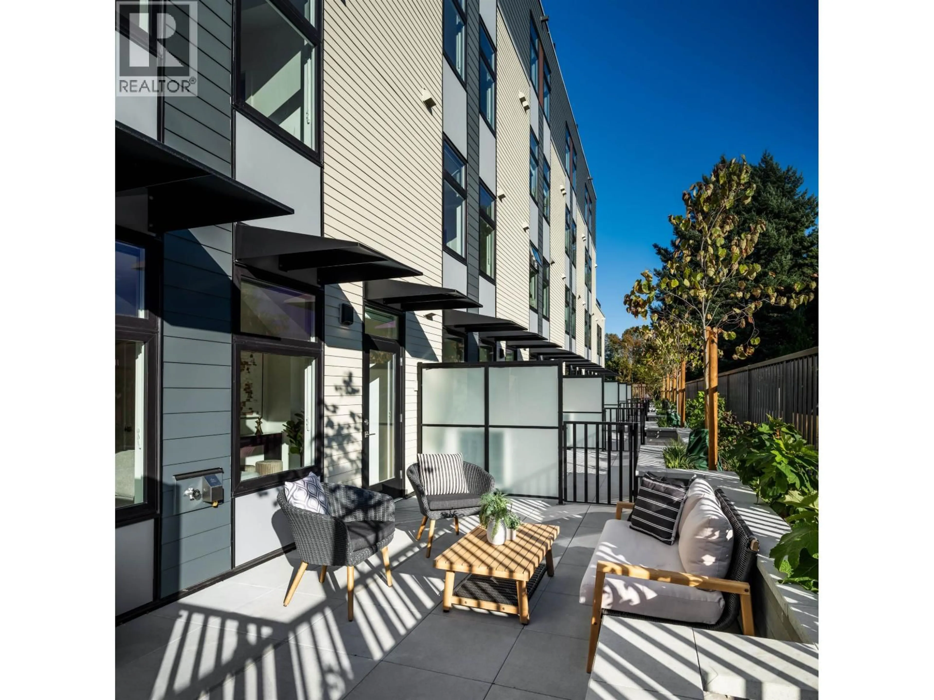 Patio, street for 112 - 342 MOUNTAIN HIGHWAY, North Vancouver British Columbia V7J2K8