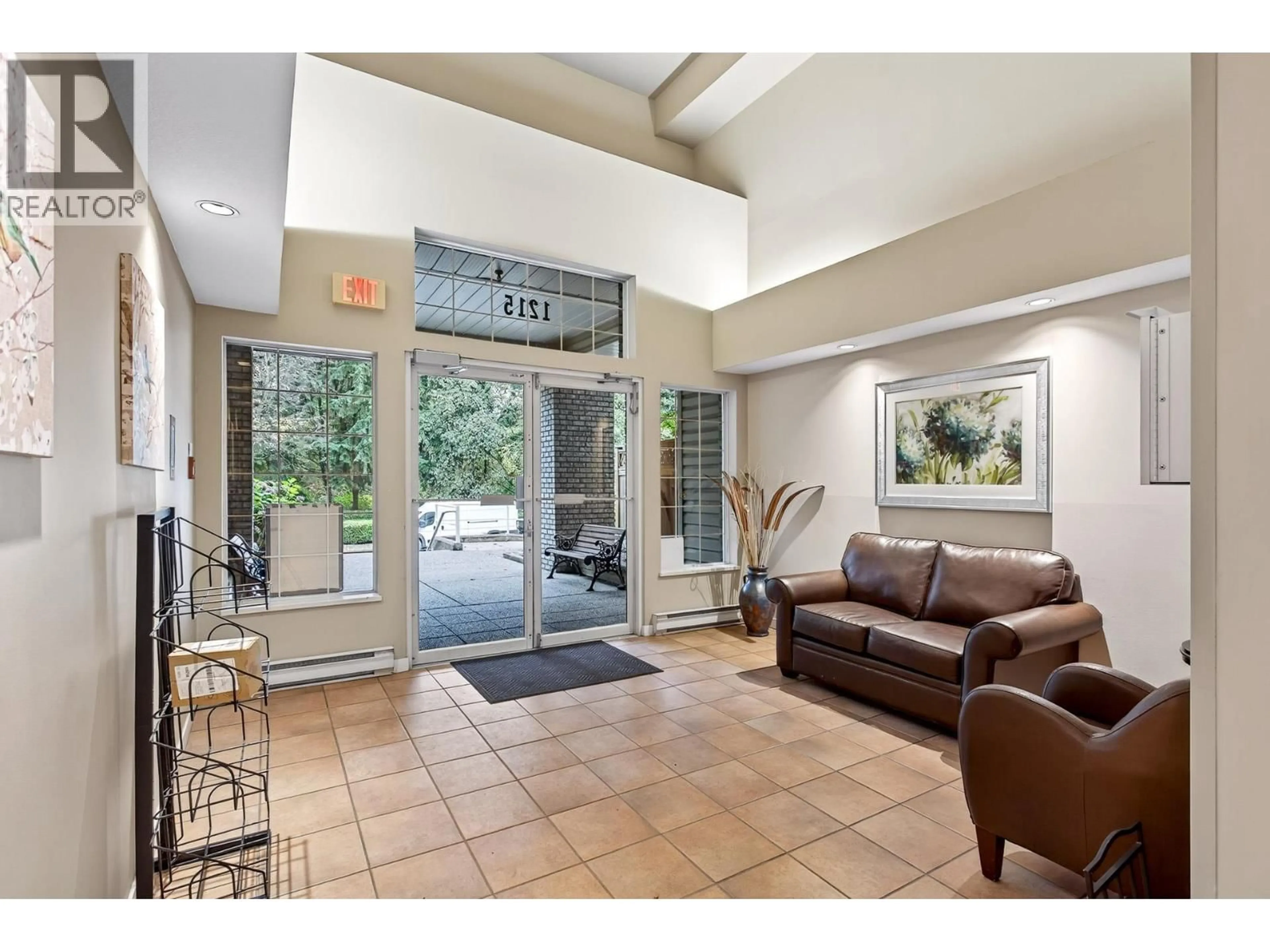 Indoor foyer for 107 - 1215 PACIFIC STREET, Coquitlam British Columbia V3B7M4