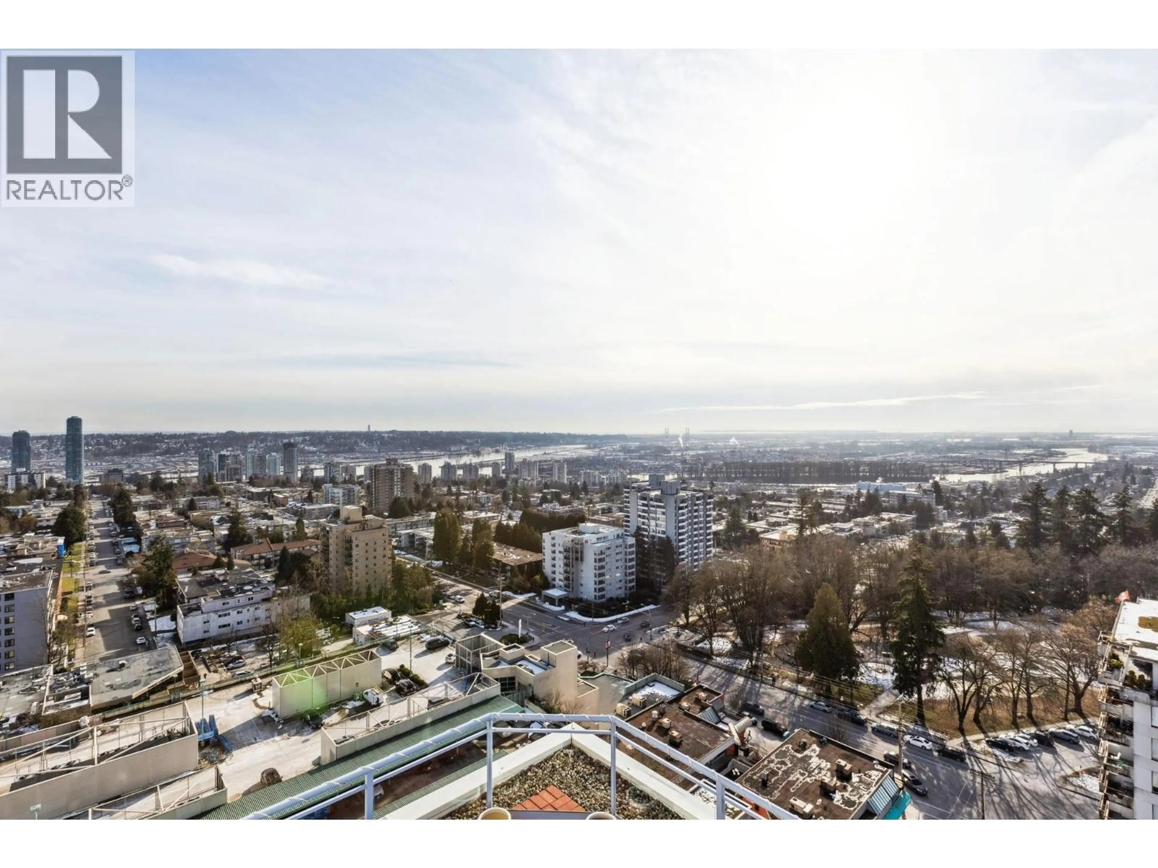 A pic from outside/outdoor area/front of a property/back of a property/a pic from drone, city buildings view from balcony for 2204 - 739 PRINCESS STREET, New Westminster British Columbia V3M6V6