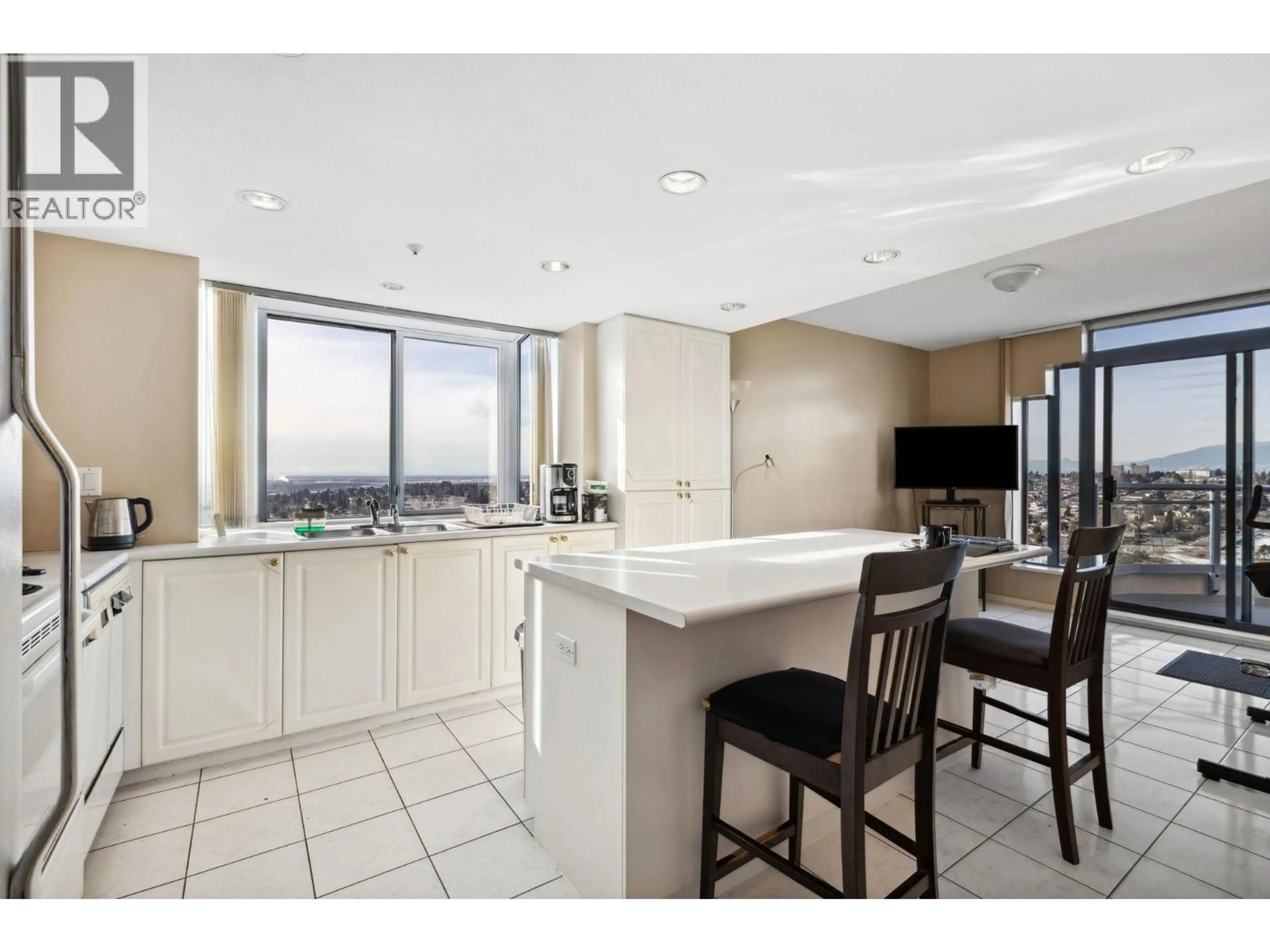 Unknown for 2204 - 739 PRINCESS STREET, New Westminster British Columbia V3M6V6