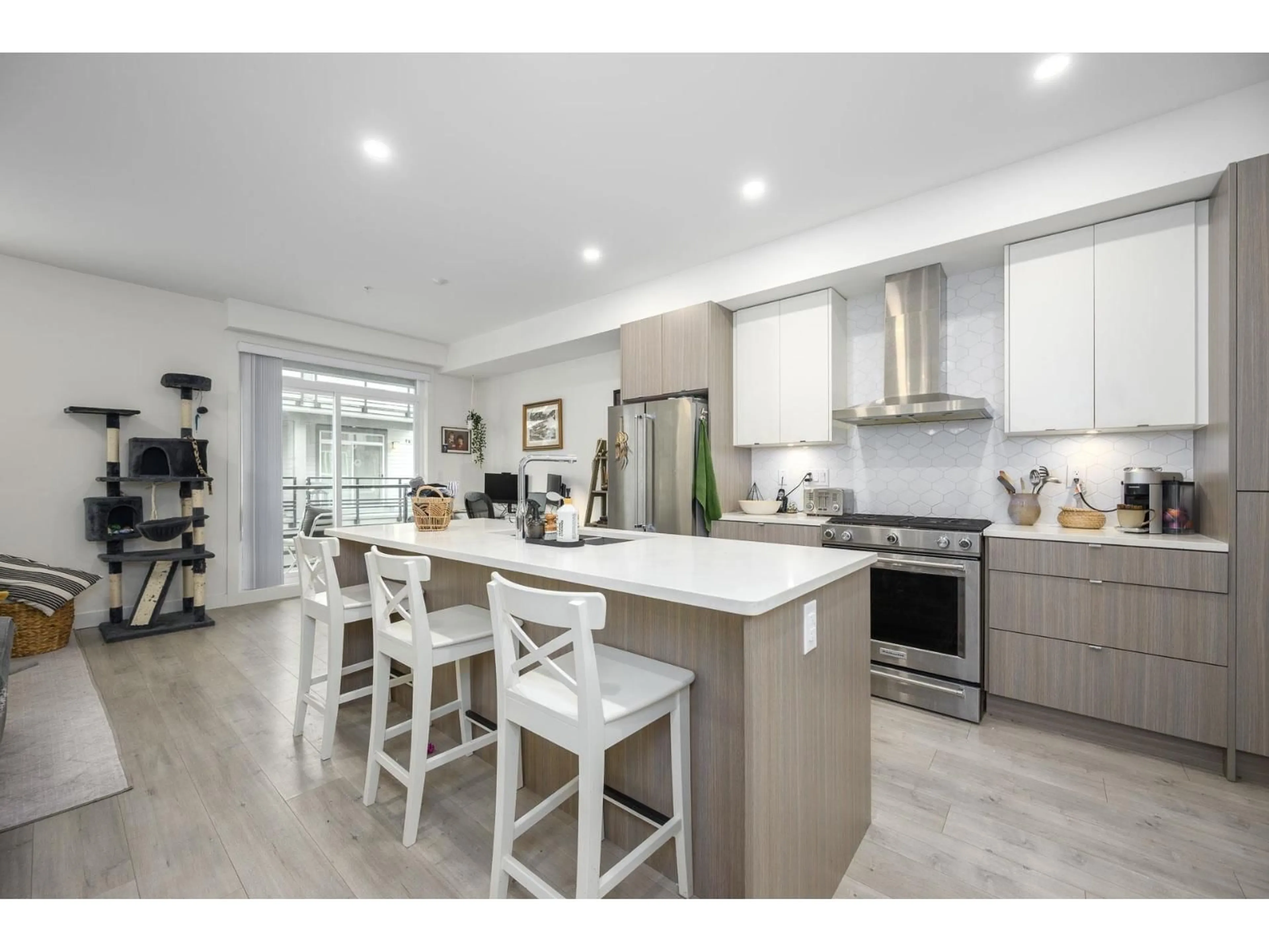 Open concept kitchen, unknown for 51 - 7947 209, Langley British Columbia V2Y2C8