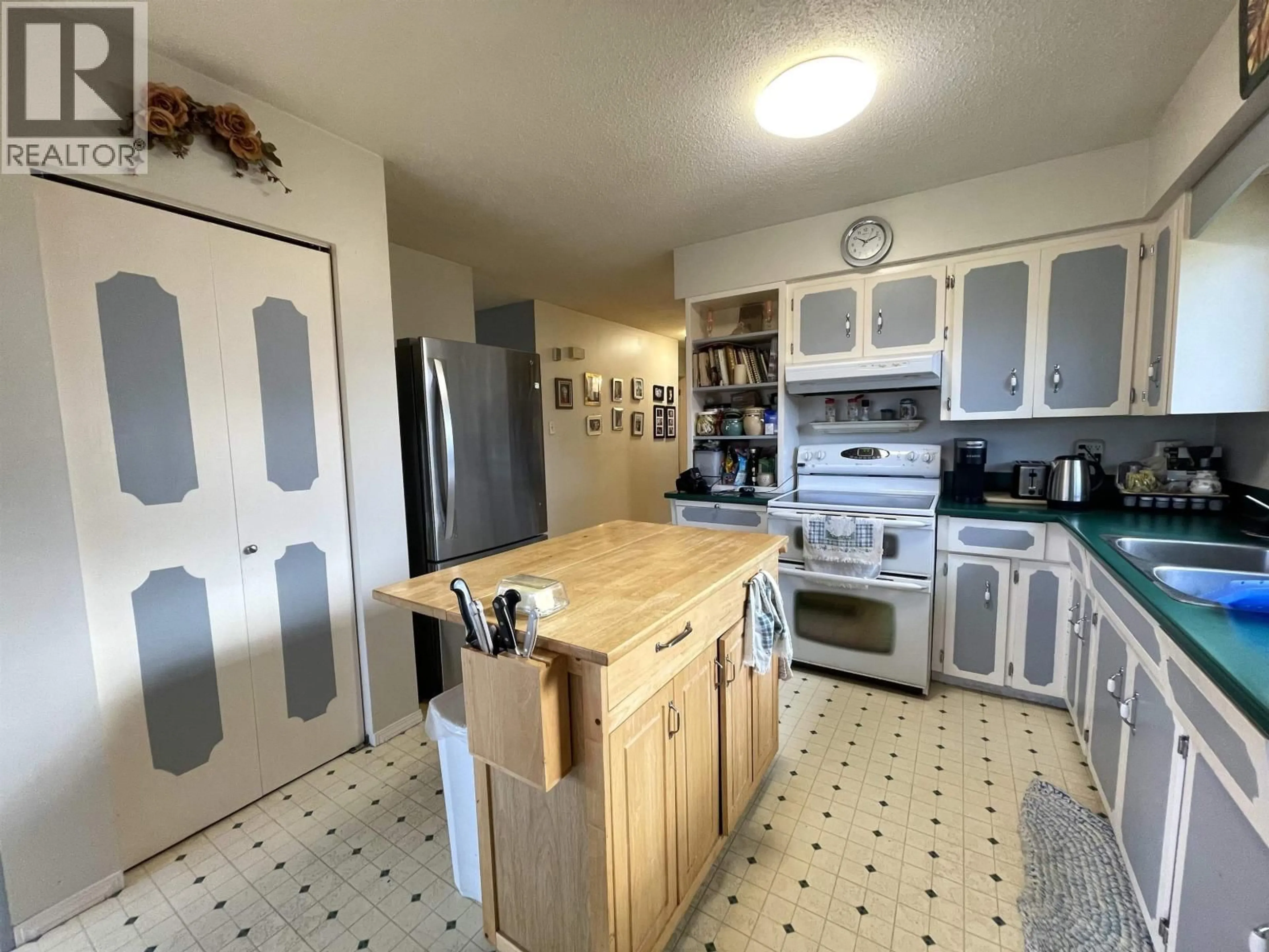 Unknown for 1514 QUEEN STREET, Smithers British Columbia V0J2N0