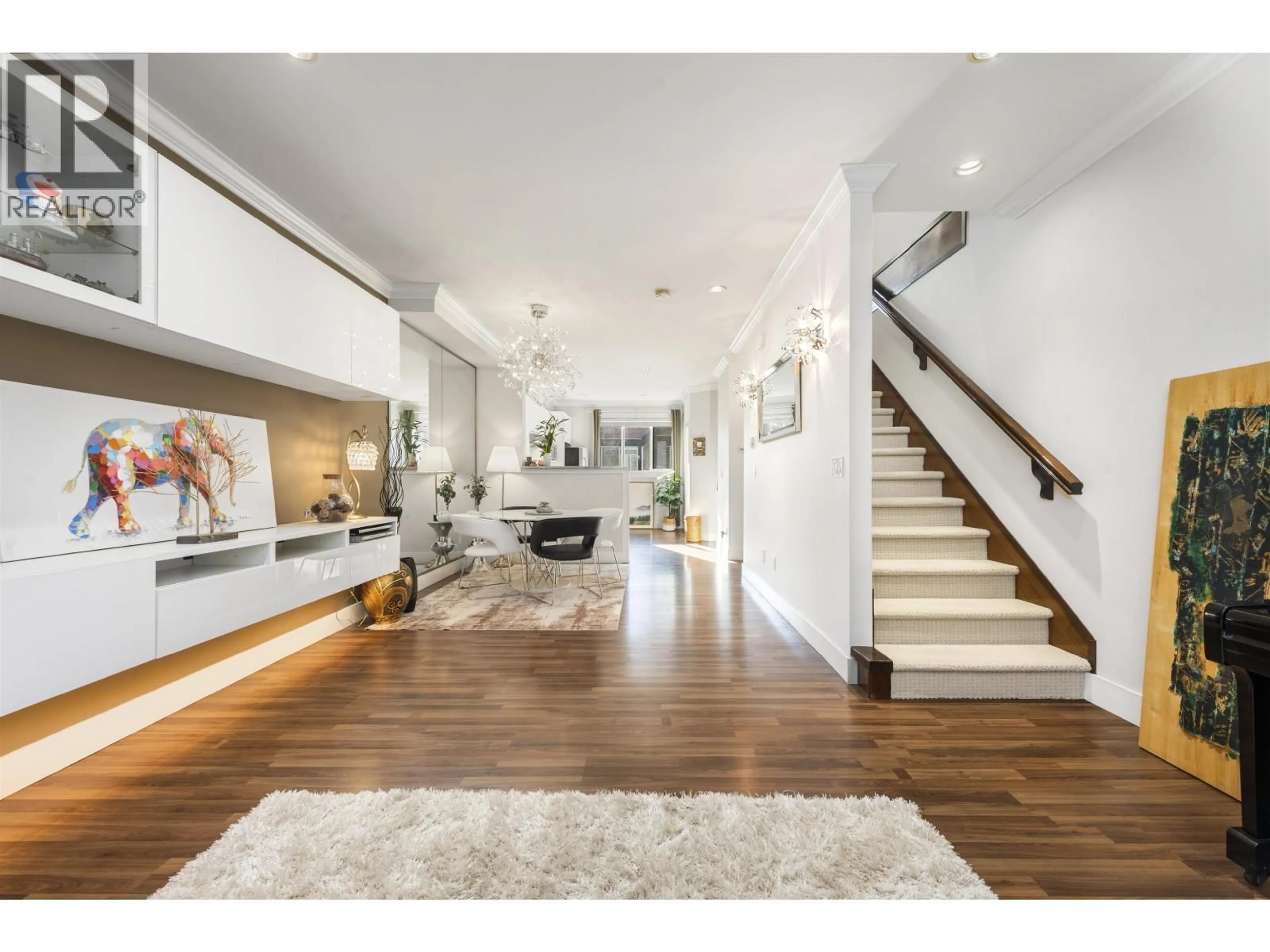Indoor entryway for 2 - 6551 NO. 4 ROAD, Richmond British Columbia V6Y2T2