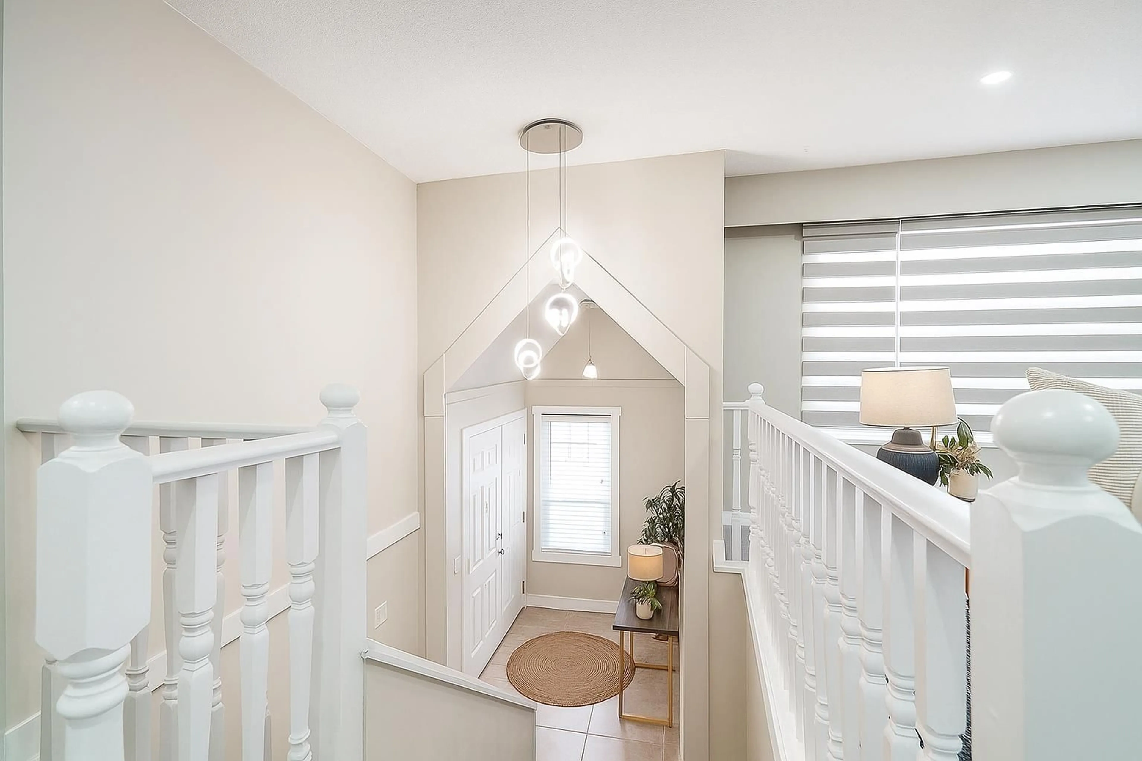 Indoor entryway for 13429 68, Surrey British Columbia V3W2G1