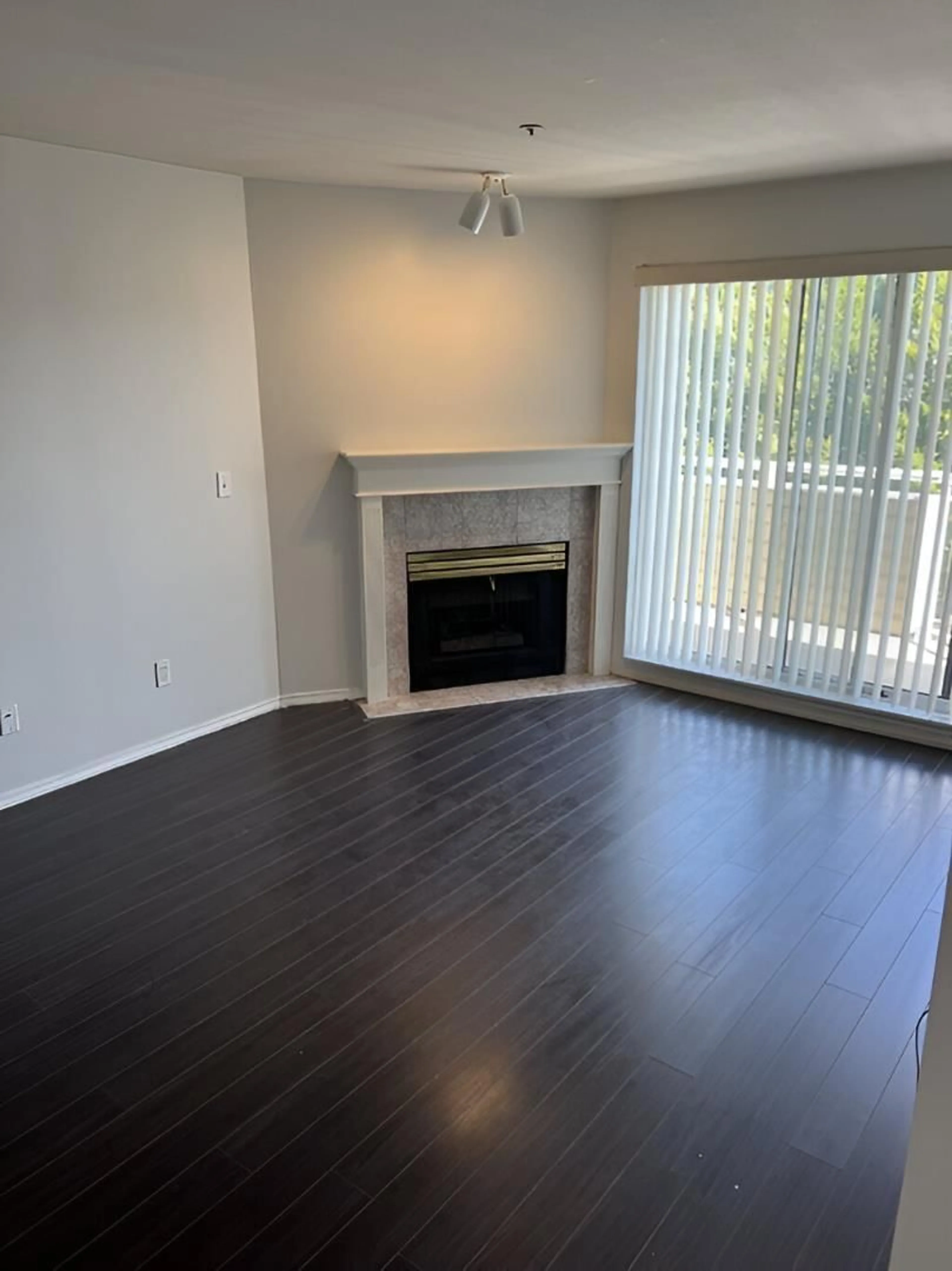 A pic of a room for 433 - 32830 GEORGE FERGUSON, Abbotsford British Columbia V2S7K1