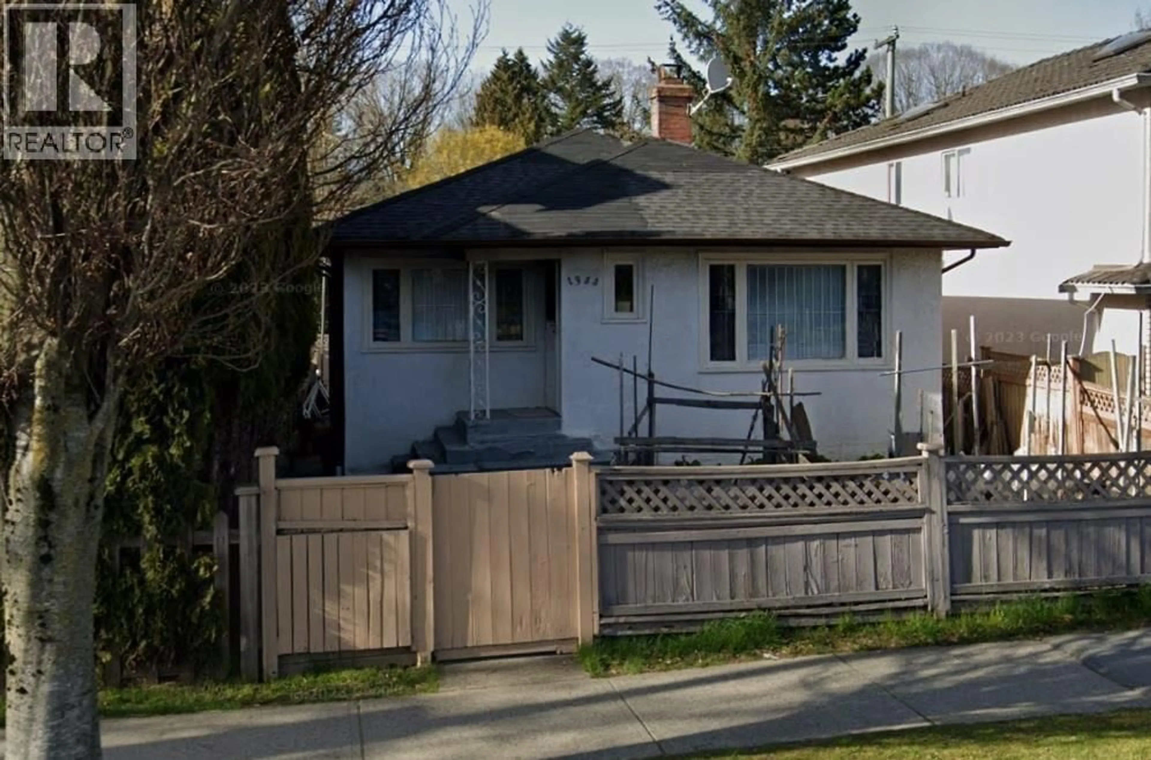Home with vinyl exterior material, street for 1953 BROADWAY DRIVE, Vancouver British Columbia V5N1W4