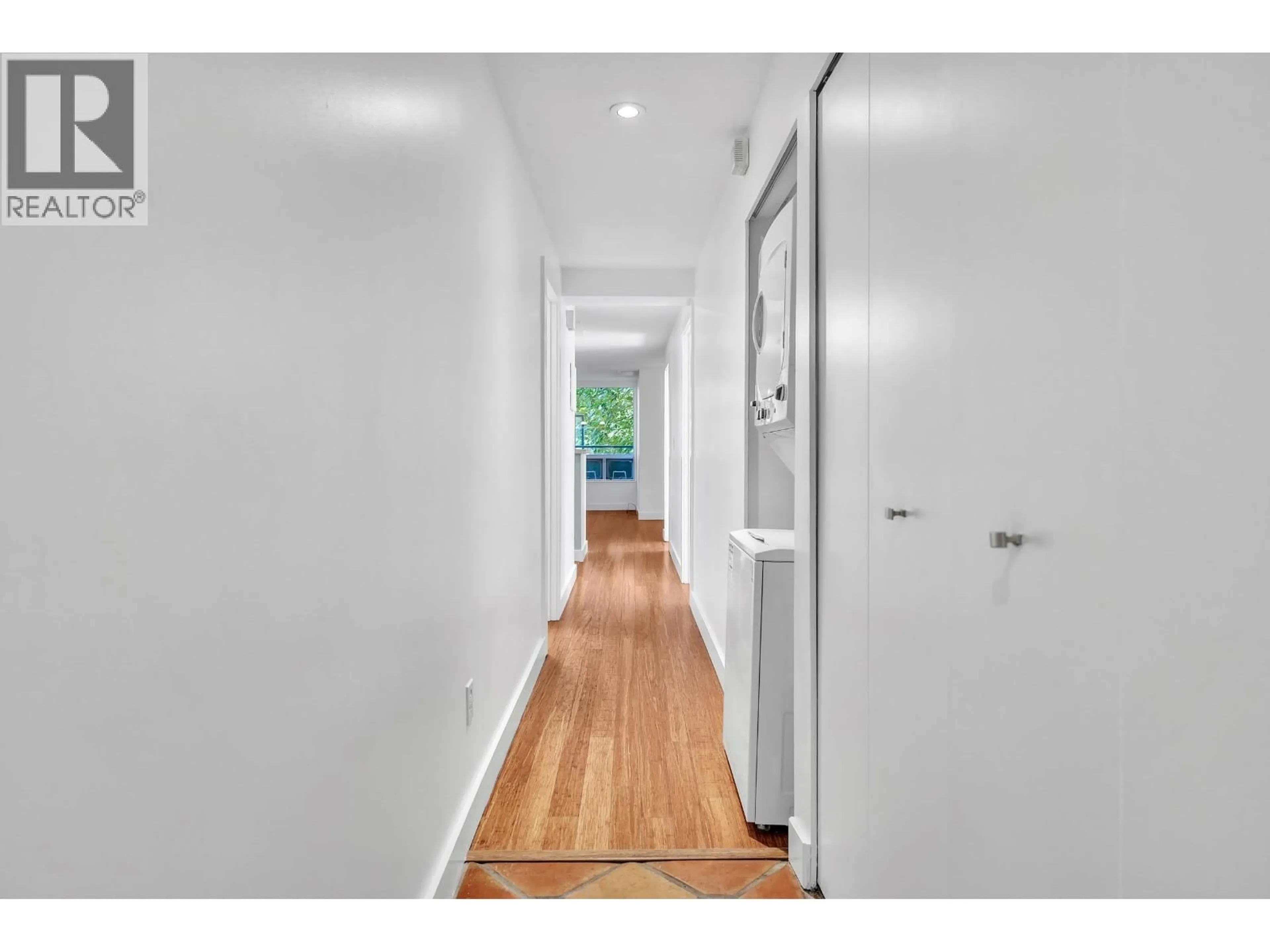 Indoor entryway for 28 - 1345 4TH AVENUE, Vancouver British Columbia V6H3Y8