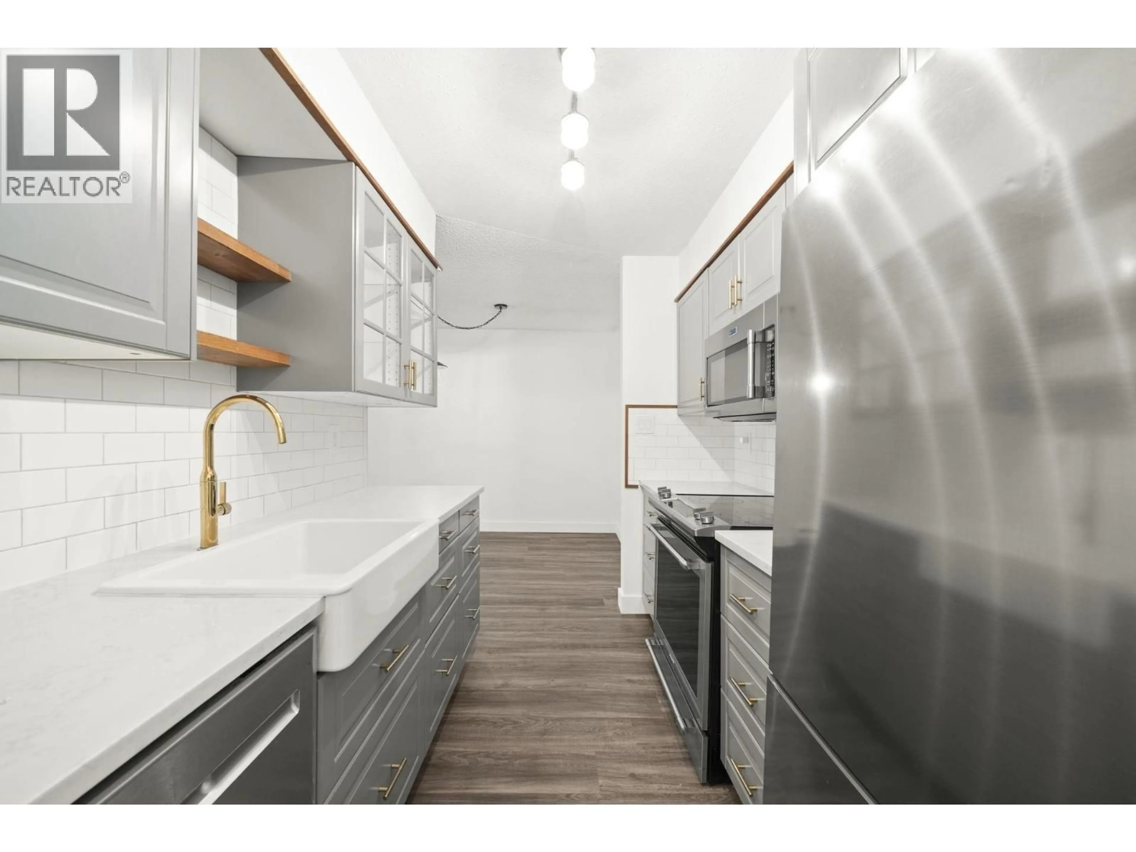 Unknown for 110 - 9847 MANCHESTER DRIVE, Burnaby British Columbia V3N4P4