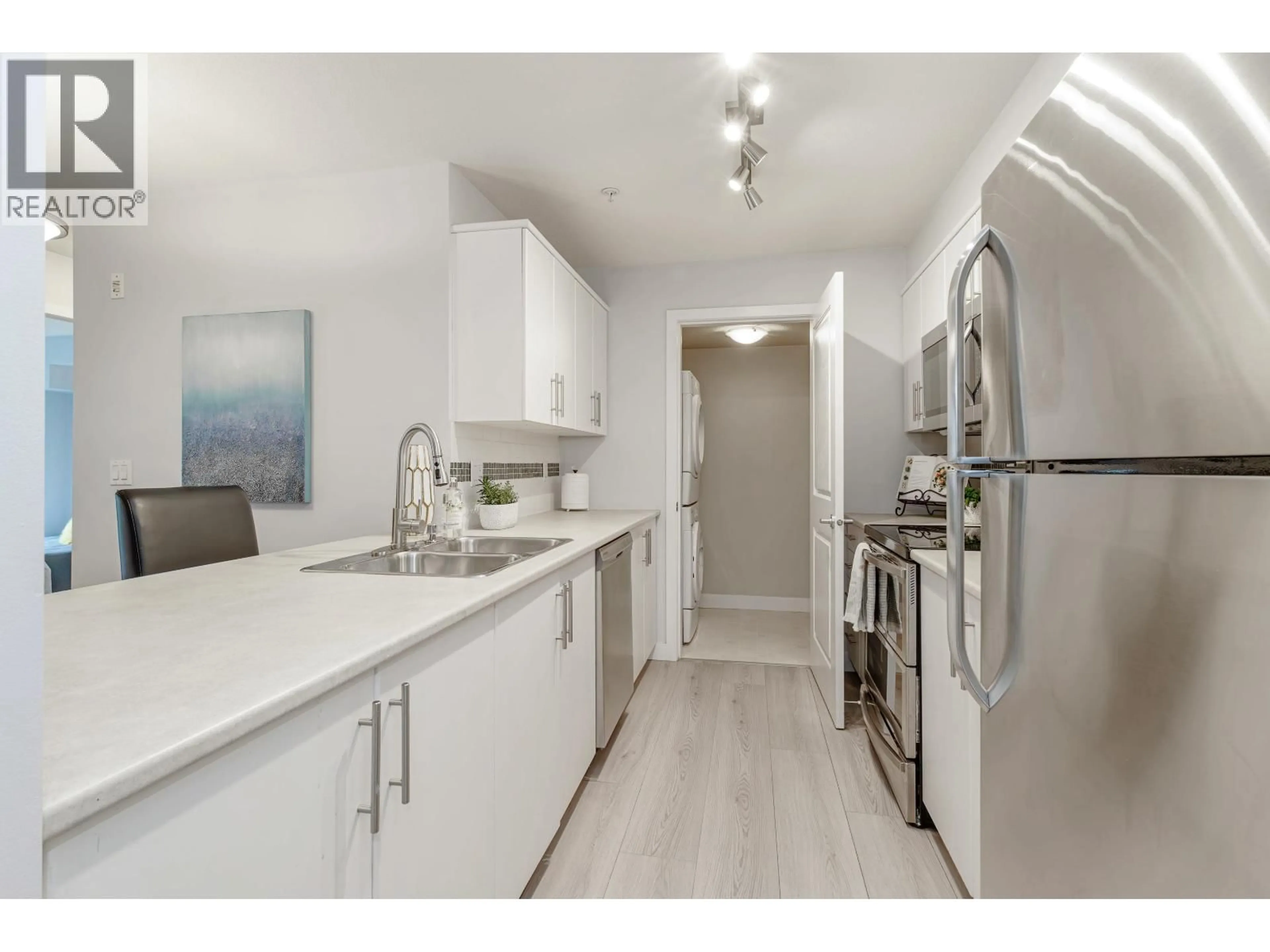 Standard kitchen, unknown for 208 - 12248 224 STREET, Maple Ridge British Columbia V2X8W6